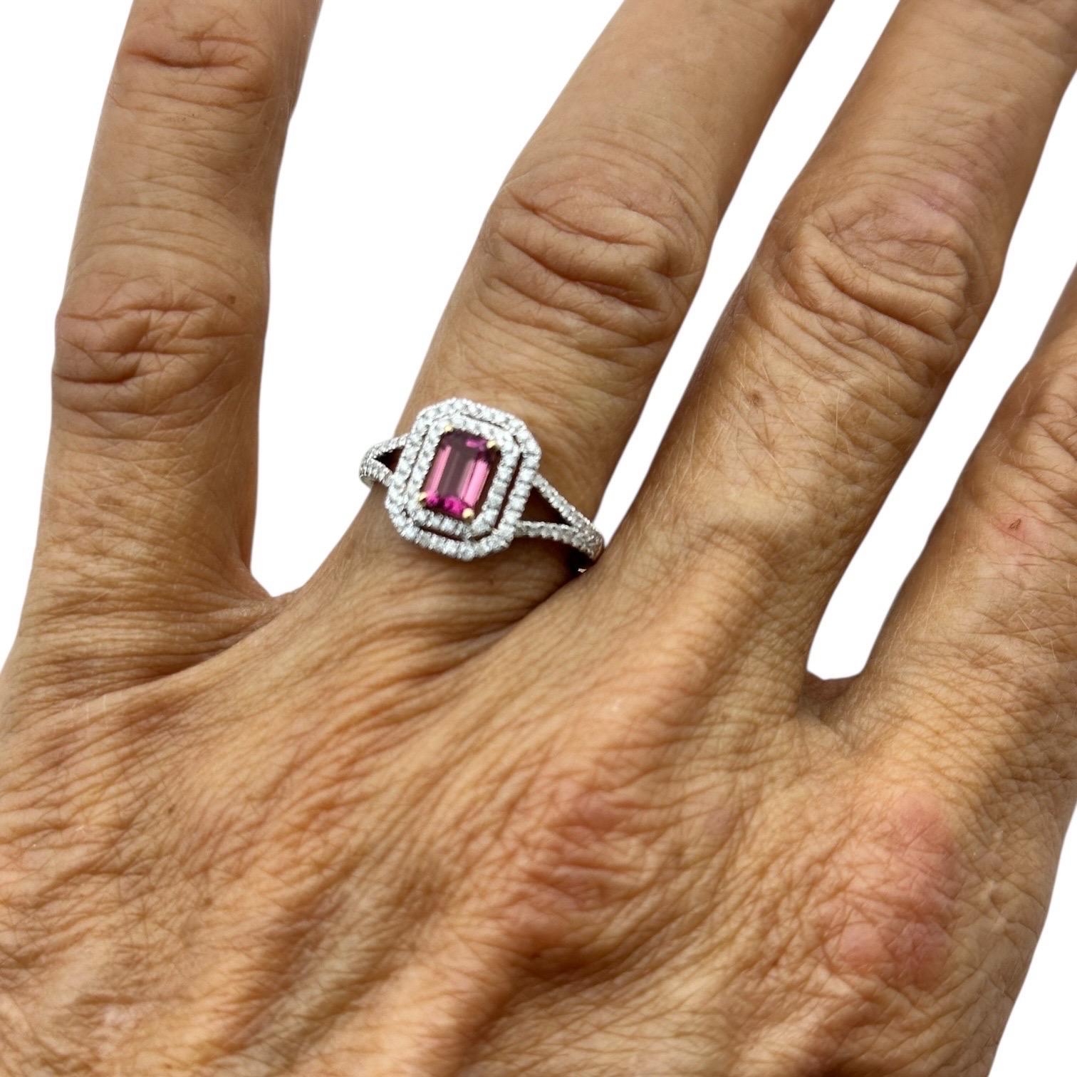 Anello a doppia aureola con tormalina rosa e diamanti in 14 carati in vendita 9