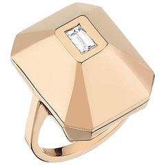 14 Karat Pyramide Baguette Ring