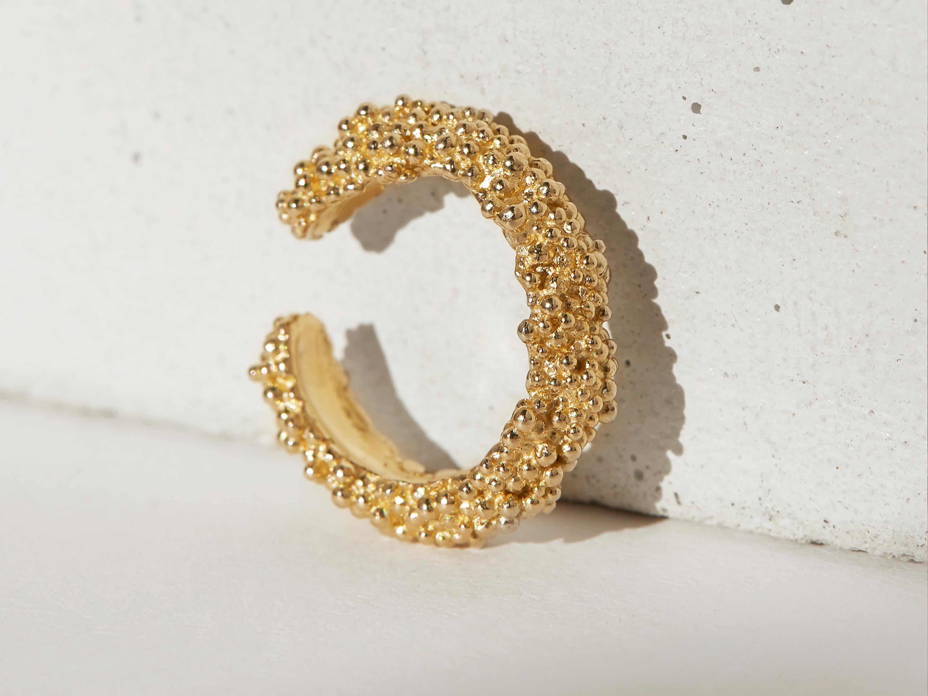 14 Karat Recycled Yellow Gold Grano Ear Cuff by Mon Pilar For Sale 2