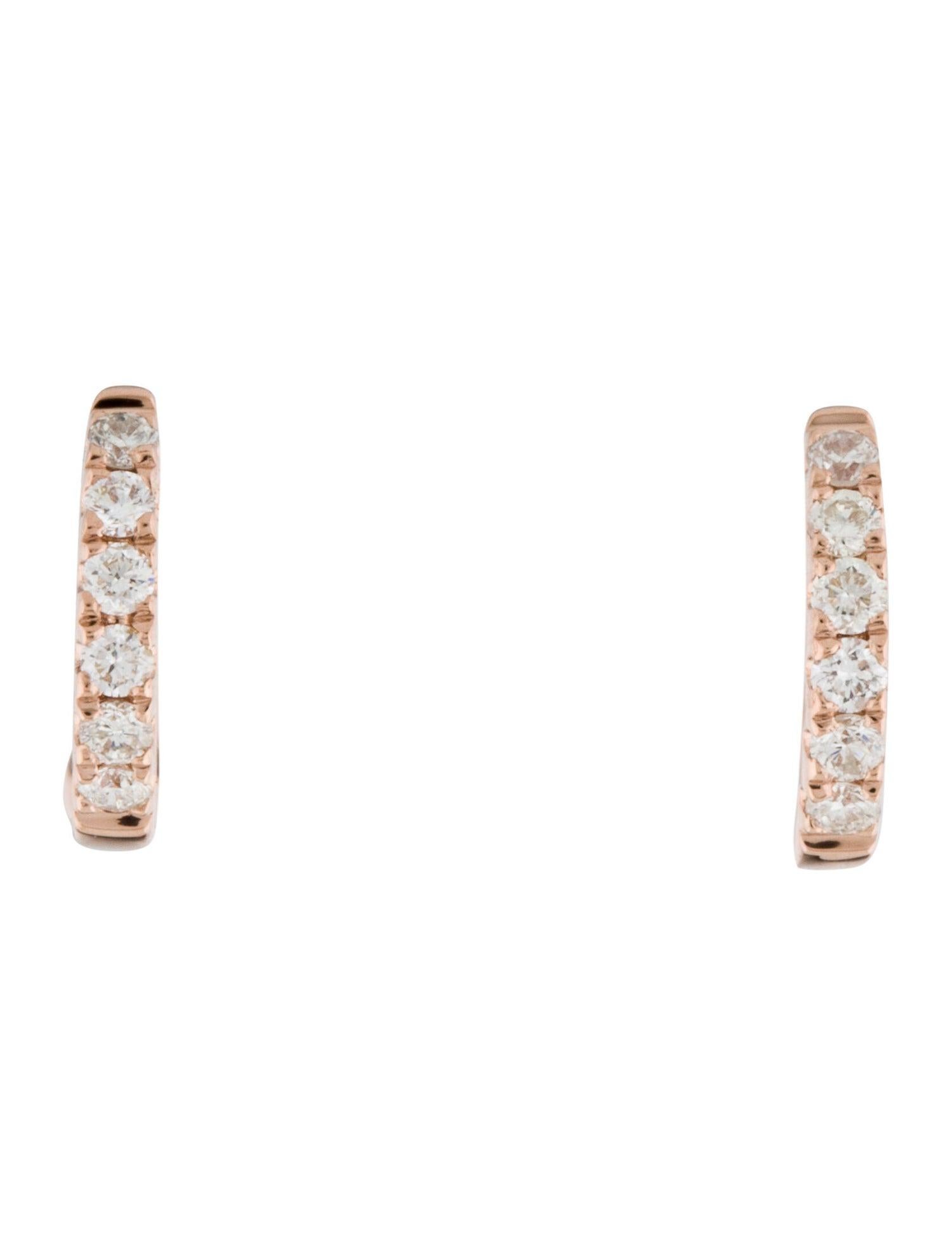 Contemporary 14 Karat Rose Gold 0.18 Carat Diamond Huggie Hoop Earring For Sale