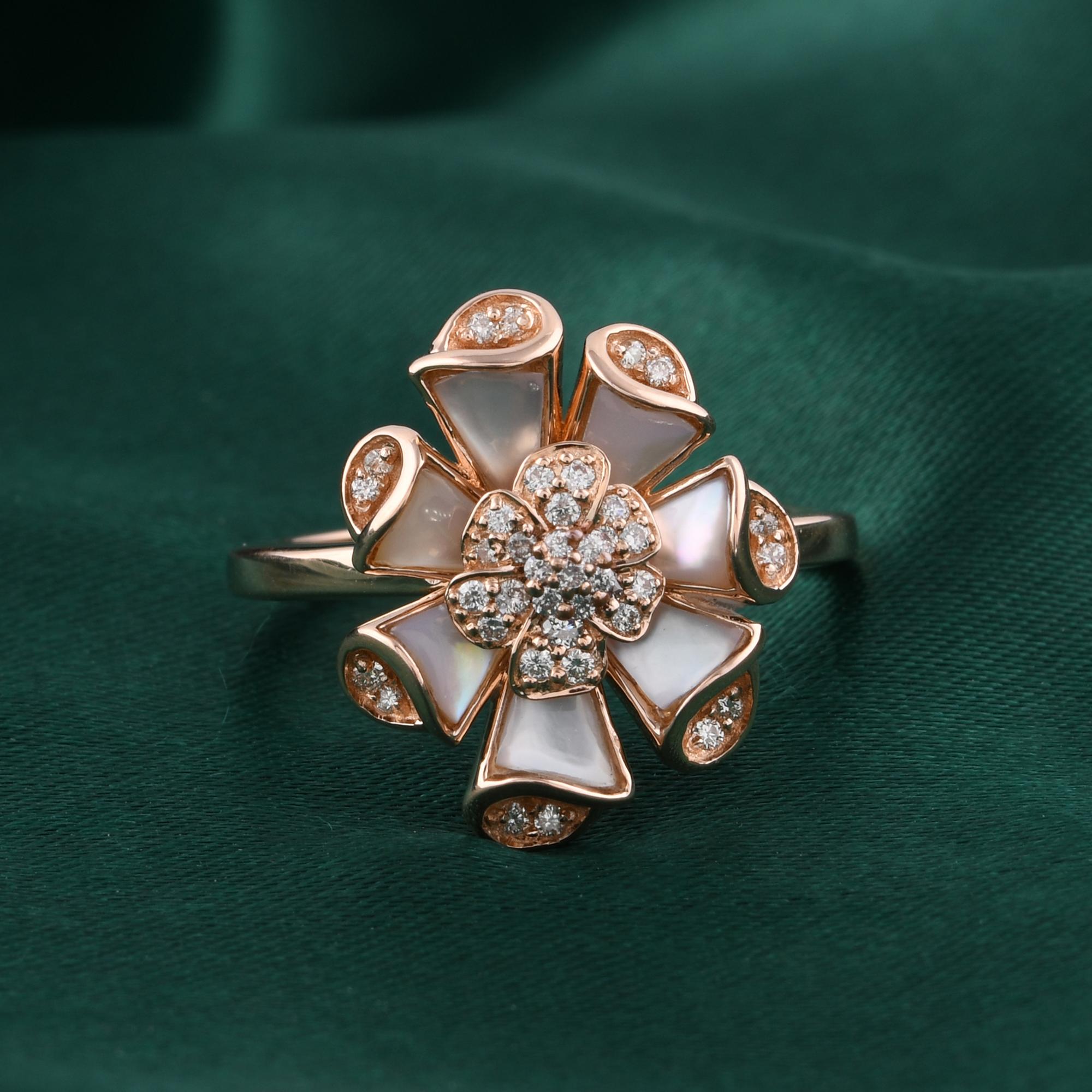 En vente :  Bague cocktail florale en or rose 14 carats 0,82 TCW Diamond Mother Of Pearl 3