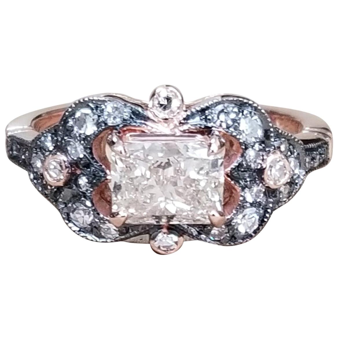 14 Karat Roségold und Diamantring „Antiqed“ inspiriert im Angebot