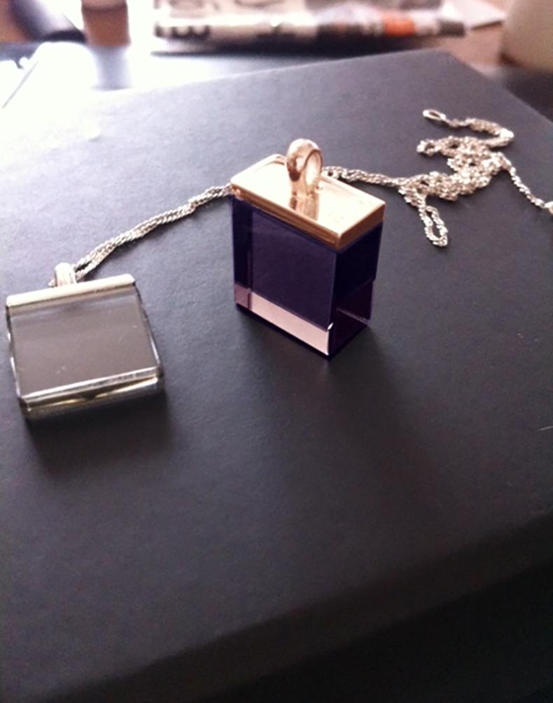 Rose Gold Contemporary Pendant Necklace with Natural Amethyst by Artist In New Condition For Sale In Berlin, DE