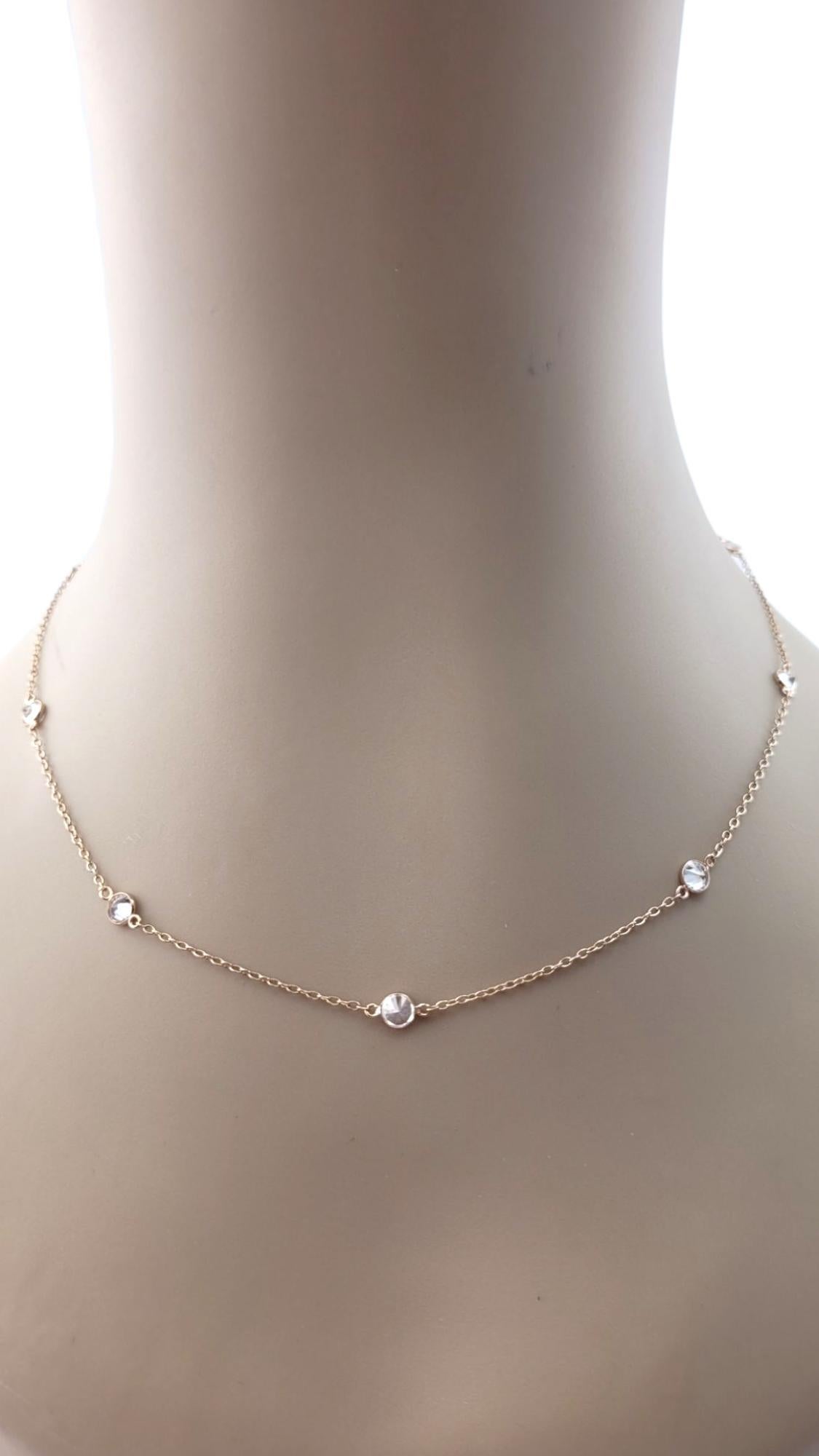 Collana Station in oro rosa 14 carati con cubetti di zirconi

Questa collana station in oro rosa 14K presenta una serie di delicate pietre di zirconia cubica incastonate, ognuna delle quali è incastonata con precisione per aggiungere un tocco di