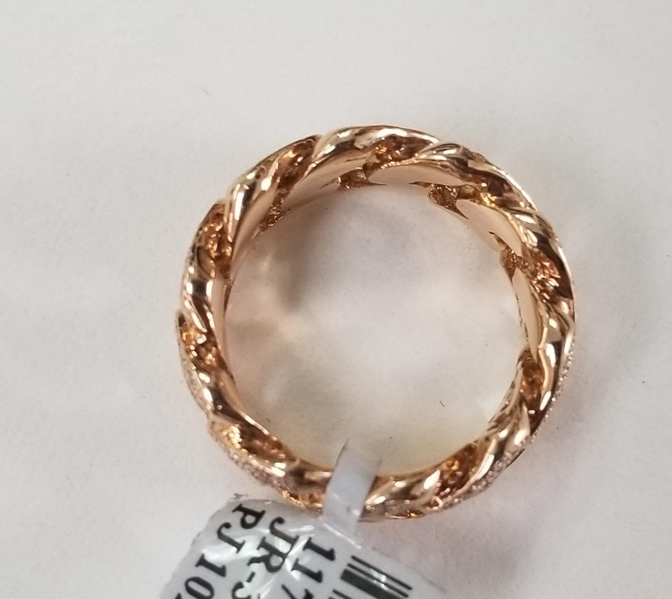 Contemporary 14 Karat Rose Gold Diamond Pave' Link Ring
