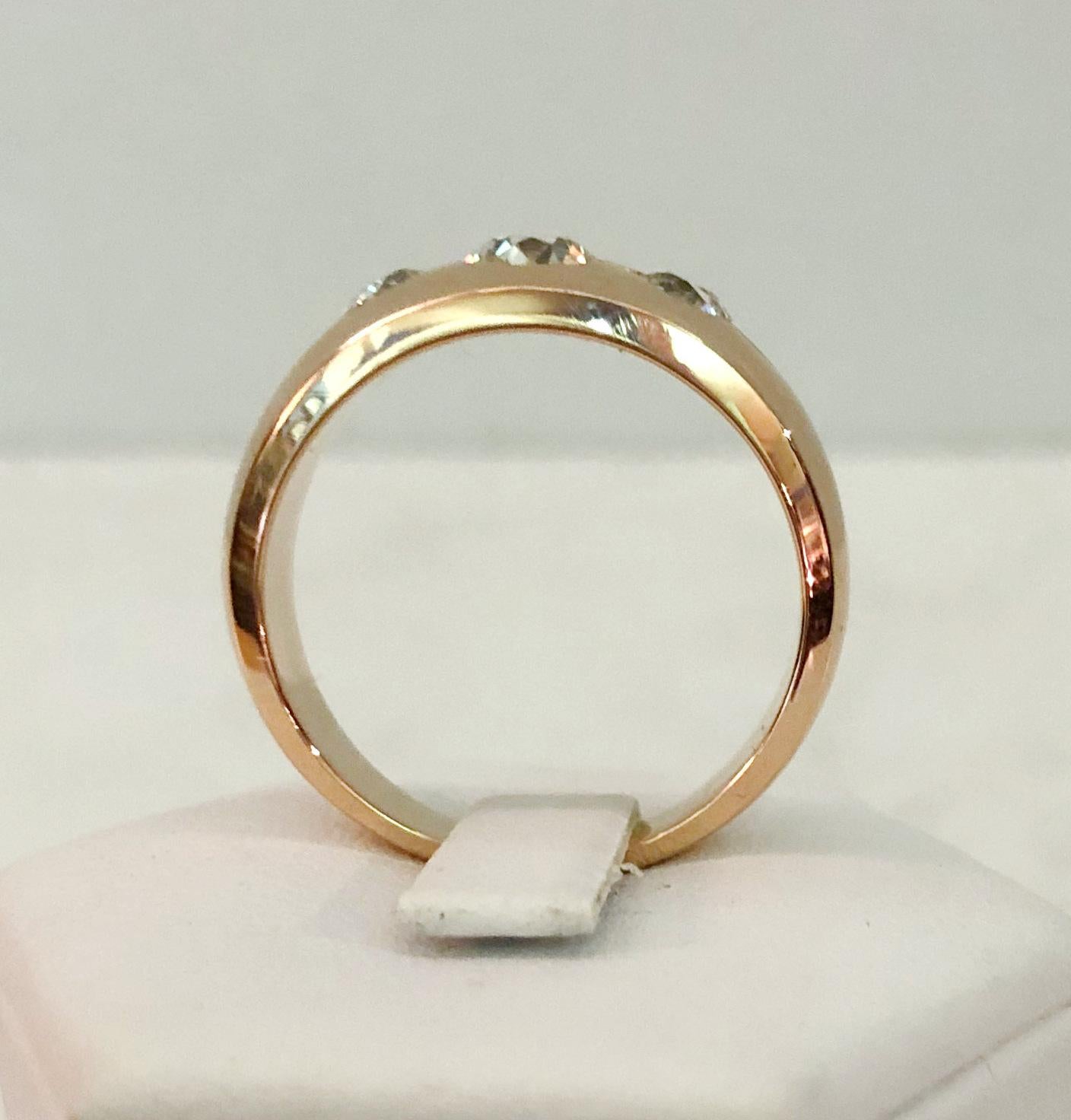 14 Karat Rose Gold Diamond Ring In Good Condition For Sale In Palm Springs, CA