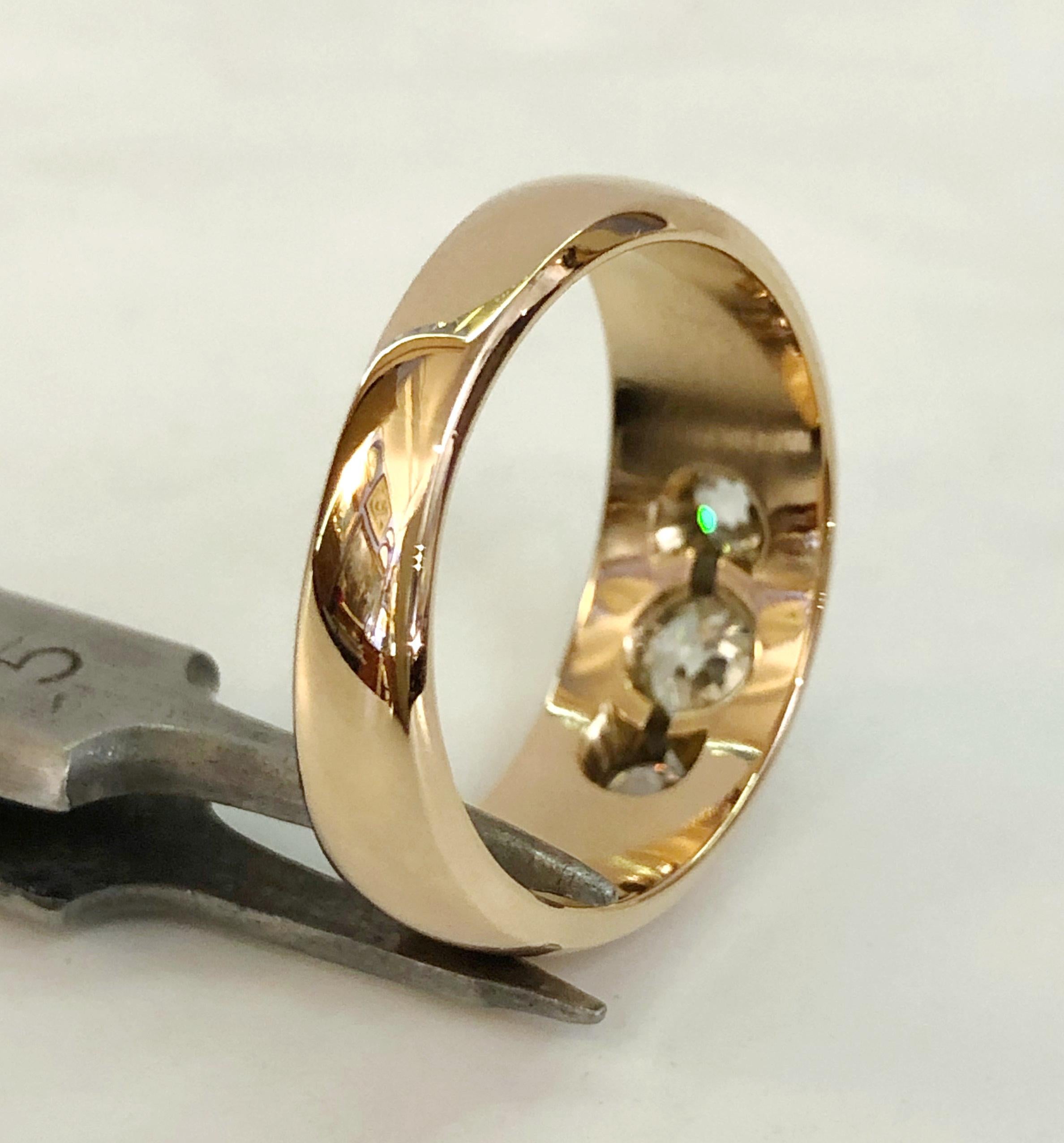 Women's or Men's 14 Karat Rose Gold Diamond Ring For Sale