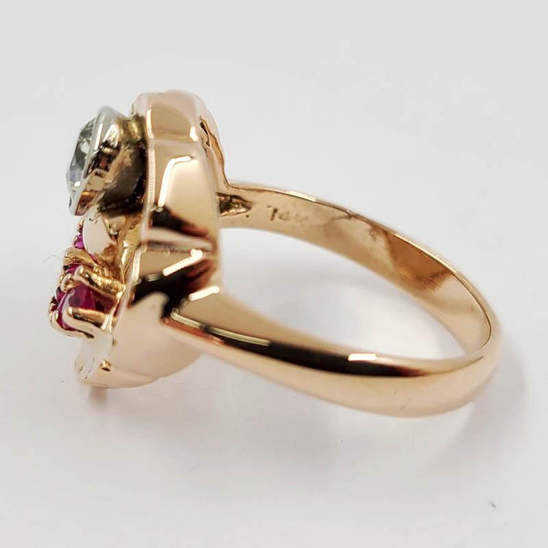 14 Karat Rose Gold Diamond and Ruby Ring In Good Condition In Coral Gables, FL