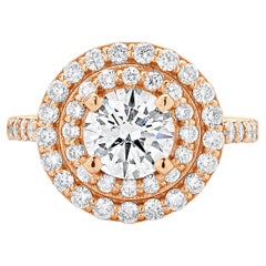 Verlobungsring aus 14 Karat Roségold mit doppeltem Halo und rundem Diamanten