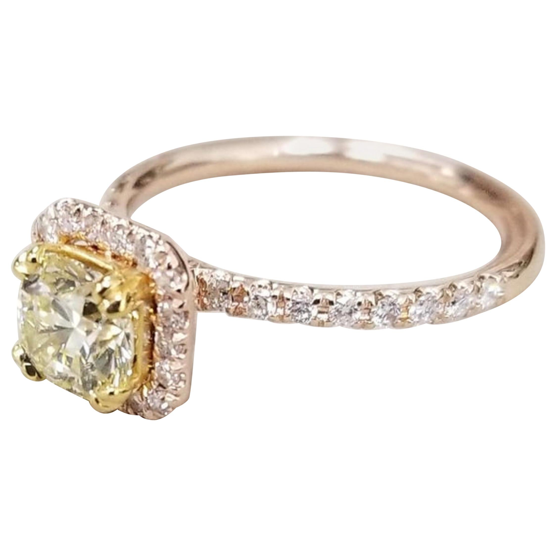 14 Karat Rose Gold EGL .93pts, Natürlicher Hellgelber Diamant Halo Ring im Angebot