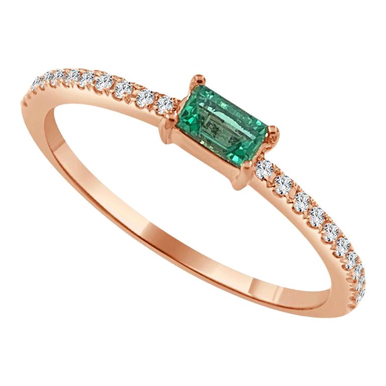 14 Karat Roségold Grüner Smaragd Stapelbarer Ring Geburtsstein