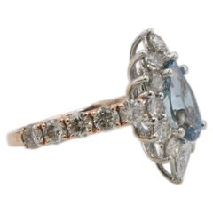 14 Karat Rose Gold Natürliche Birne Form Aquamarin & Diamant Halo Cocktail Ring