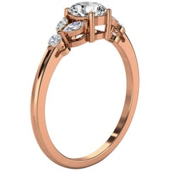 Bague en or rose 14 carats avec petit diamant rond de conception organique au centre, 1/2 carat