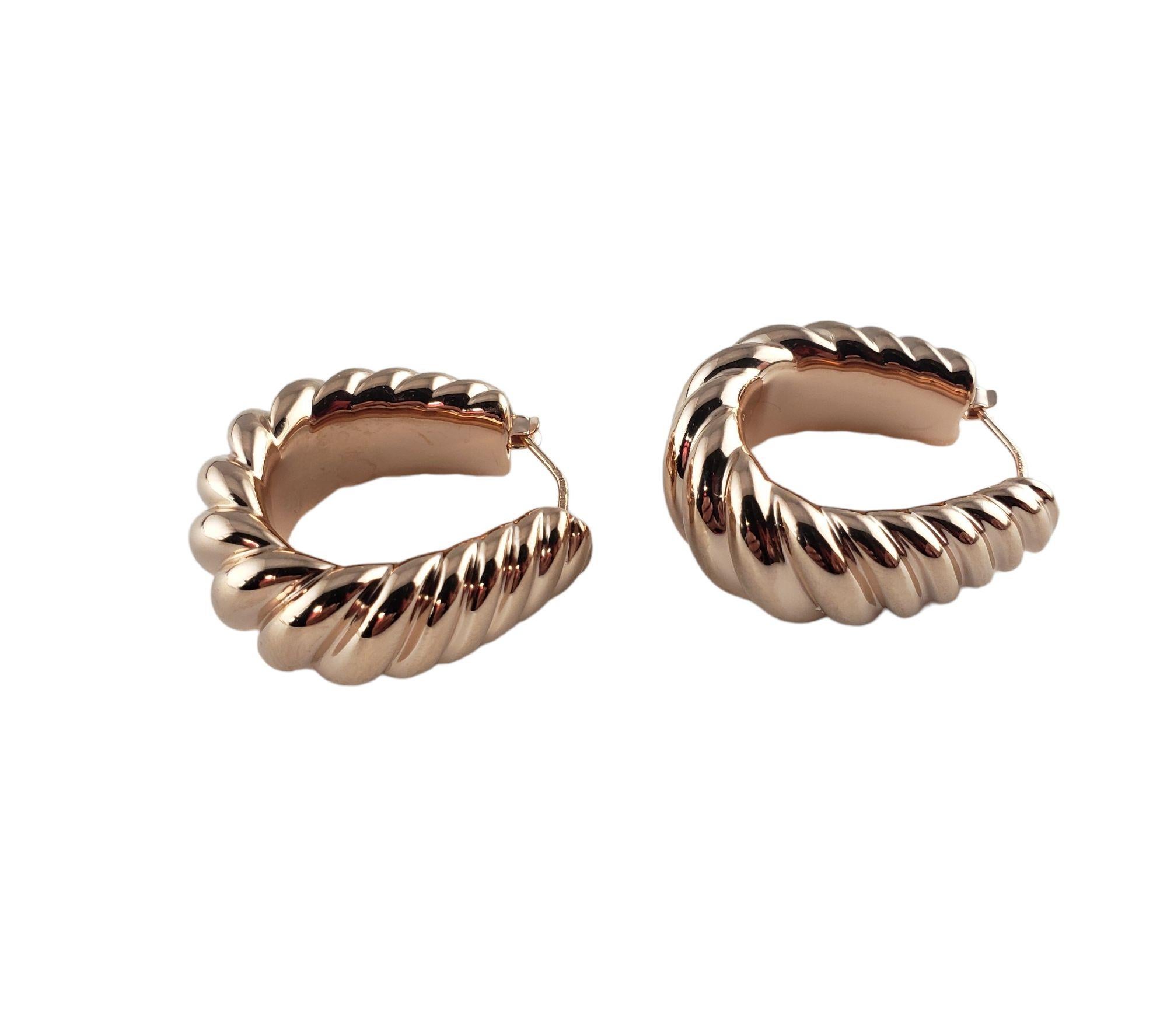 Women's 14 Karat Rose Gold Ribbed Hoop Earrings For Sale