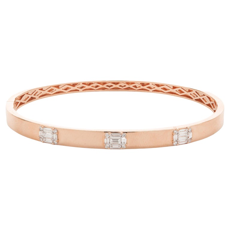 18 Karat Rose Gold Round and Baguette Diamond Mosaic Station Bangle