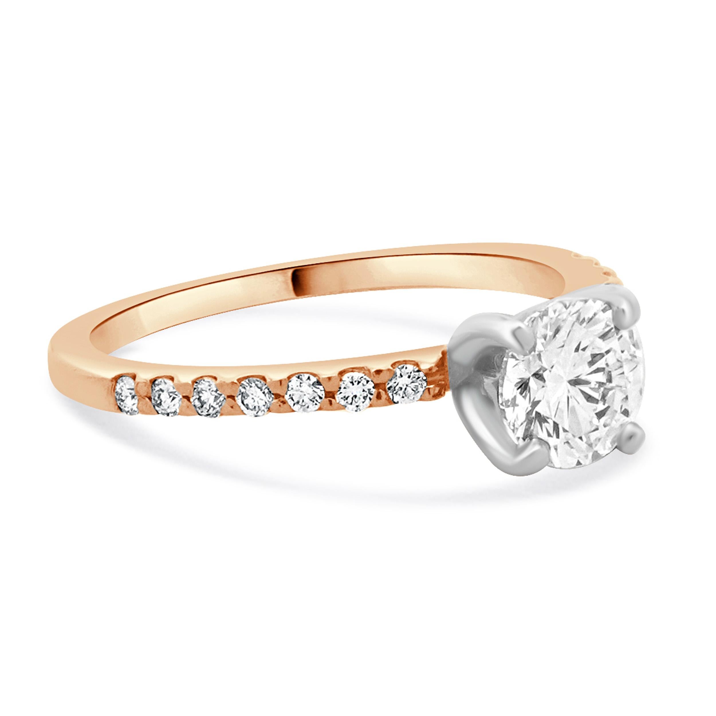 Taille ronde Bague de fiançailles en or rose 14 carats avec diamant de taille ronde en vente
