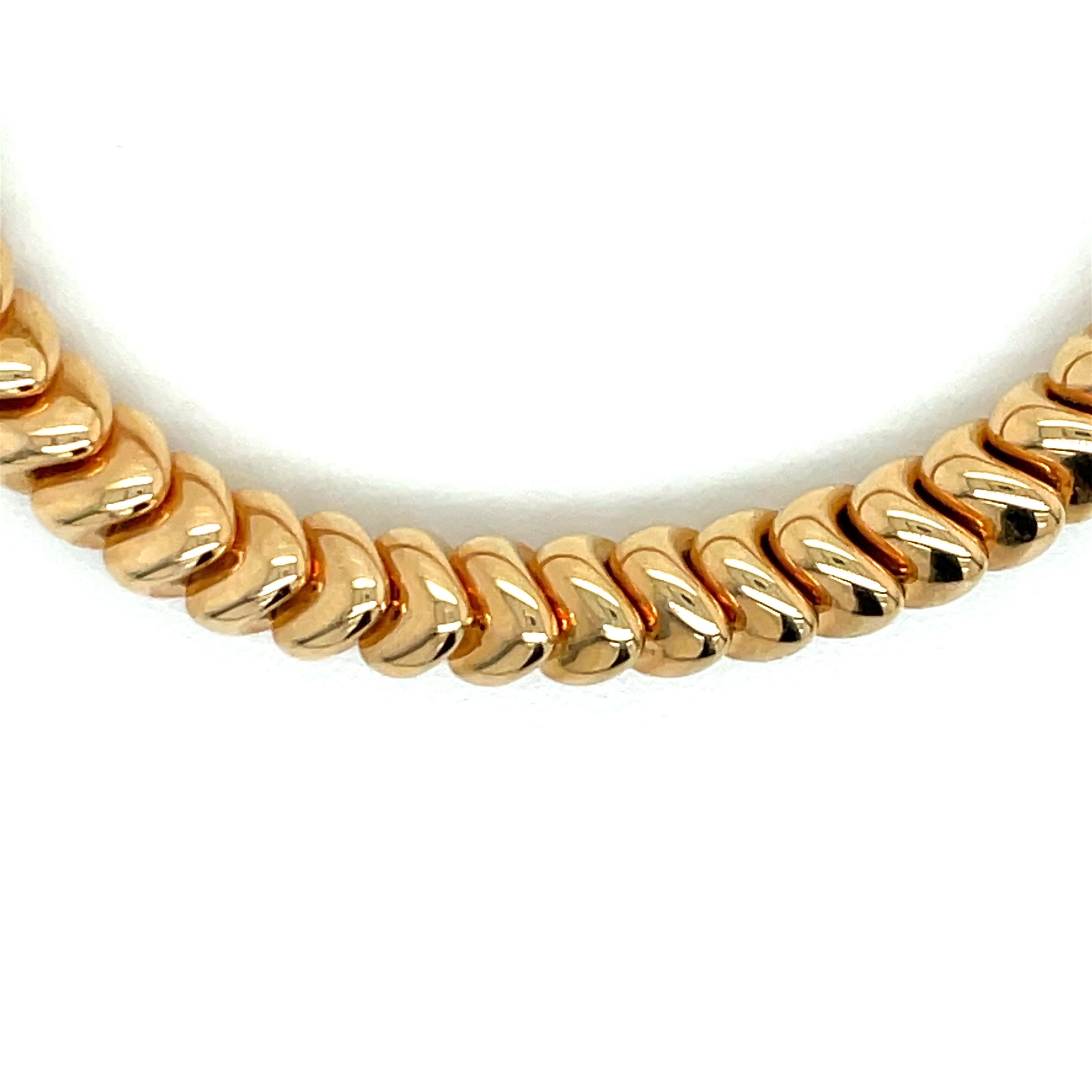 14 Karat Rose Gold link bracelet weighing 21.5 grams, Made in Italy.
Great for layering! 