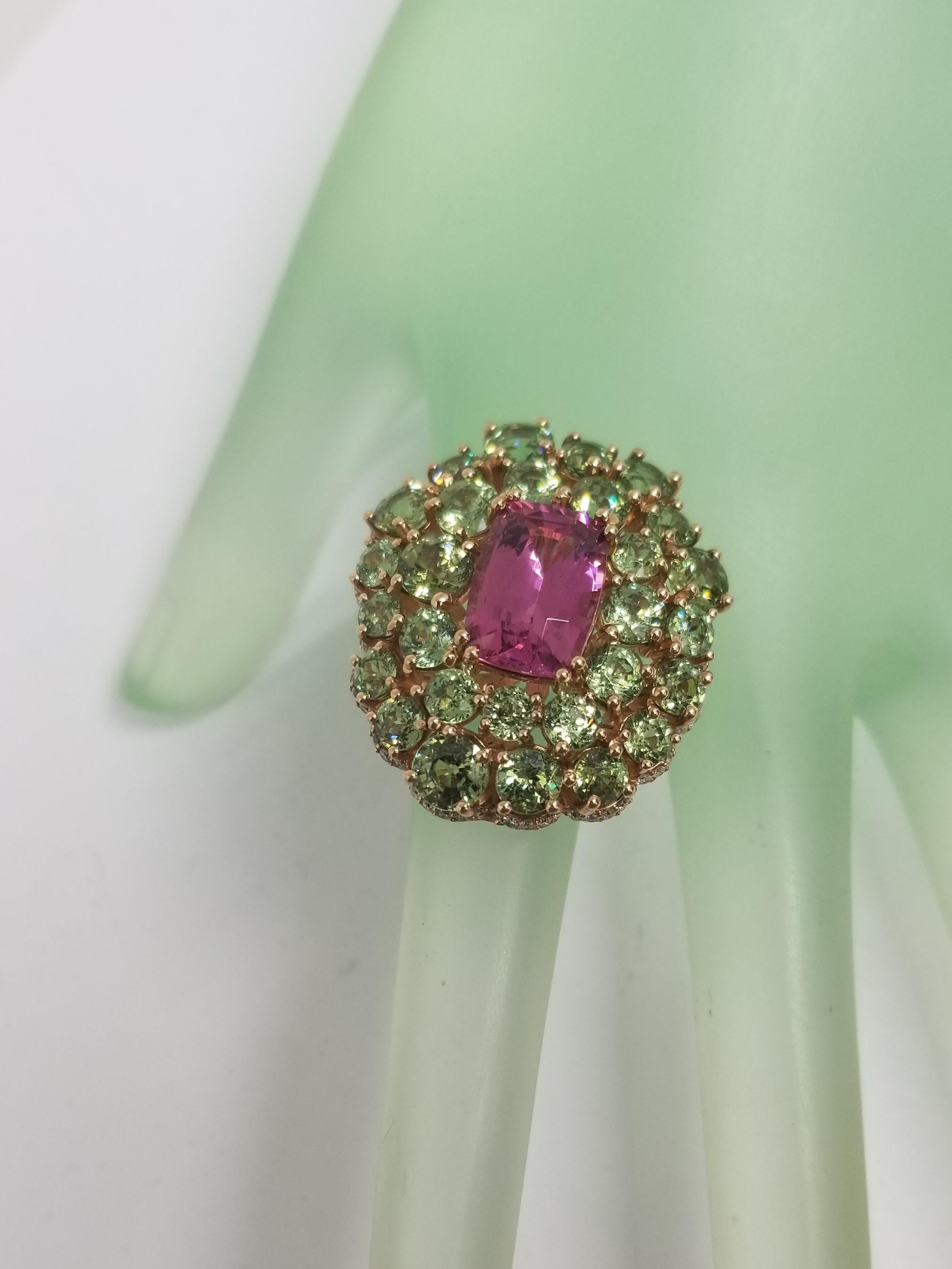 14 Karat Rose Pink Spinel and Demantoid with Diamond Edge Ring In New Condition In Los Angeles, CA