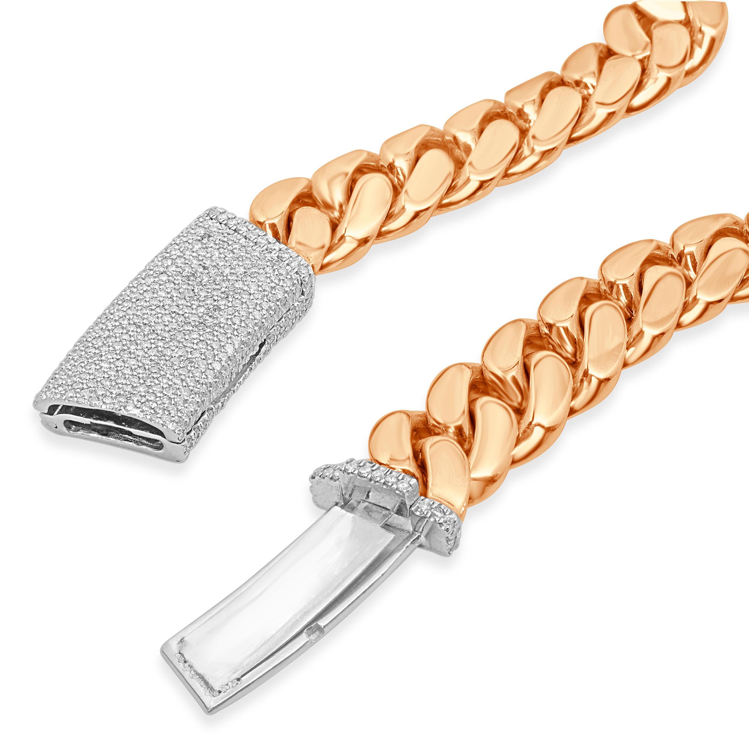 Cadena de eslabones cubana de oro rosa y blanco de 14 quilates con cierre de diamantes pavé Corte redondo en venta