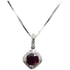 14 Karat Rubin und Diamant-Halo-Anhänger