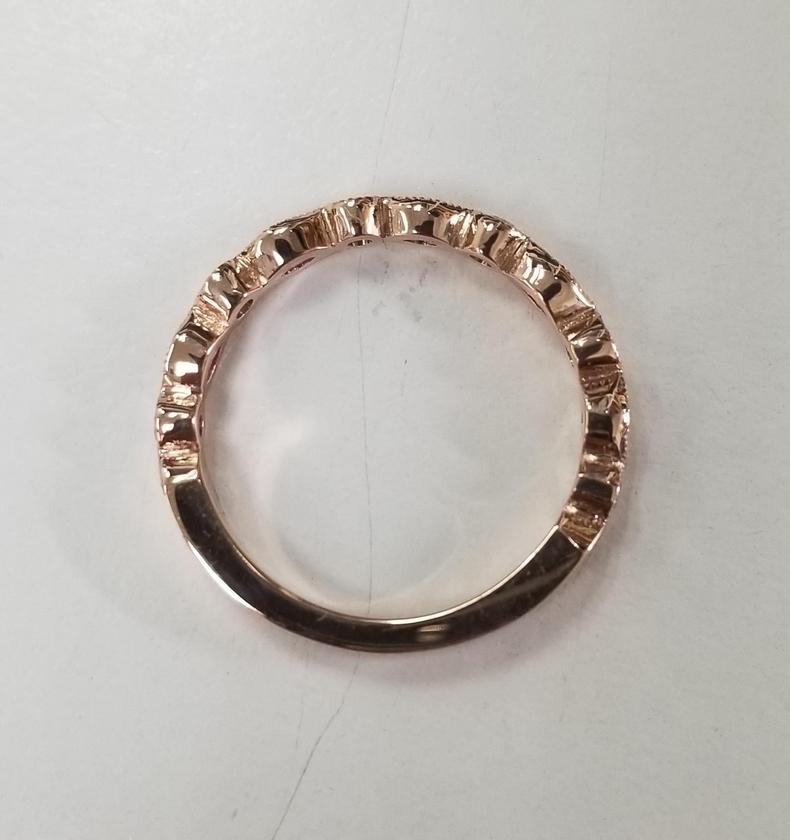 Anillo de rubí y diamantes de 14 quilates Corte marquesa en venta