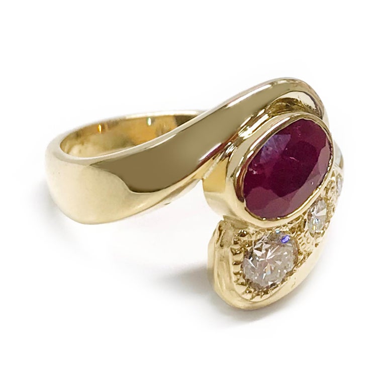 14 Karat Ruby Diamond Ring For Sale at 1stDibs