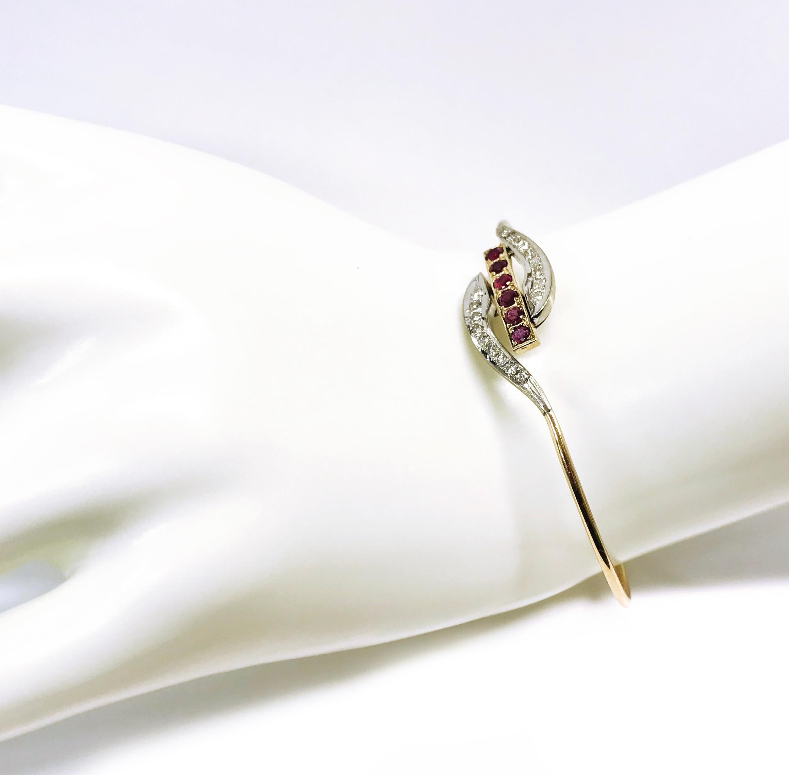 14 Karat Ruby Diamond Wire Bangle Bracelet For Sale 5