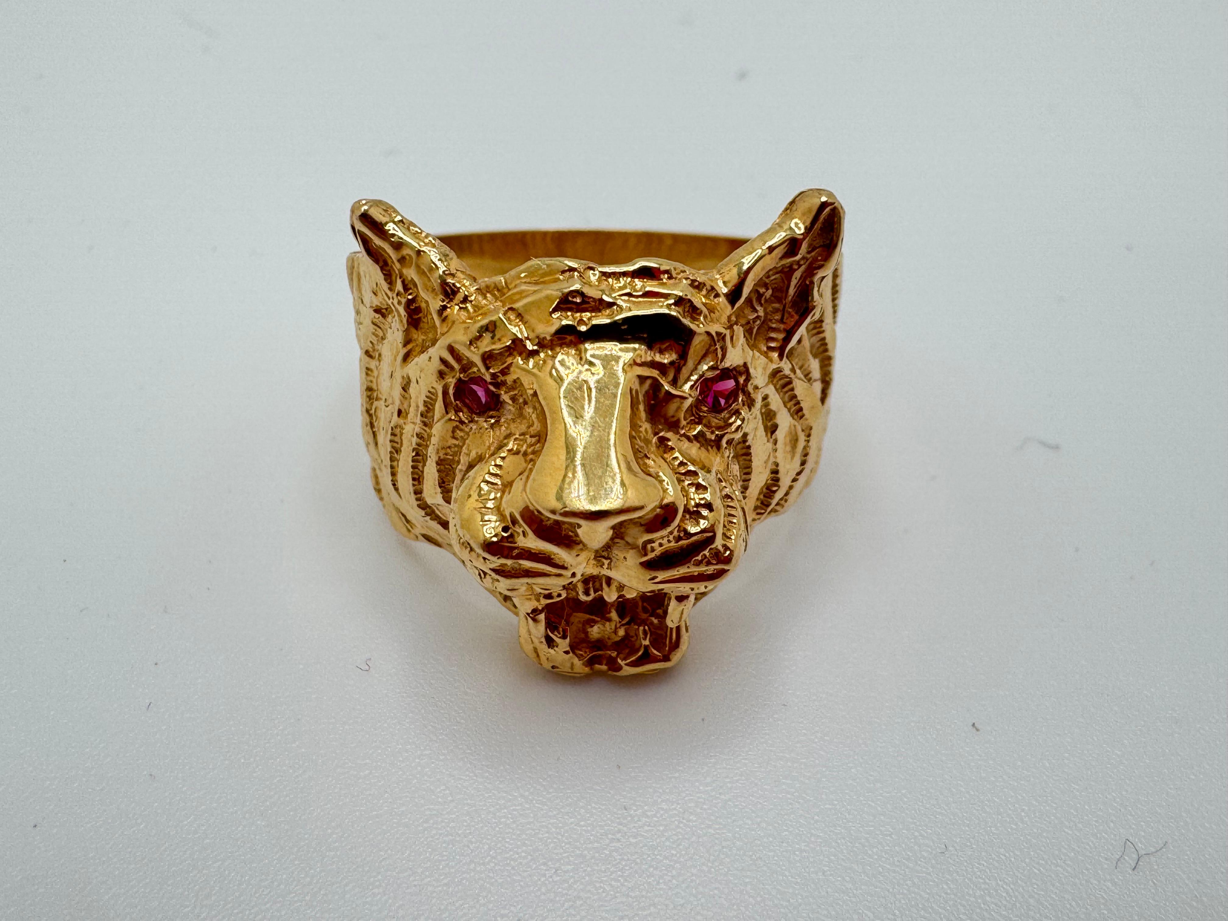 Bague tigre en rubis 14 carats en vente 2