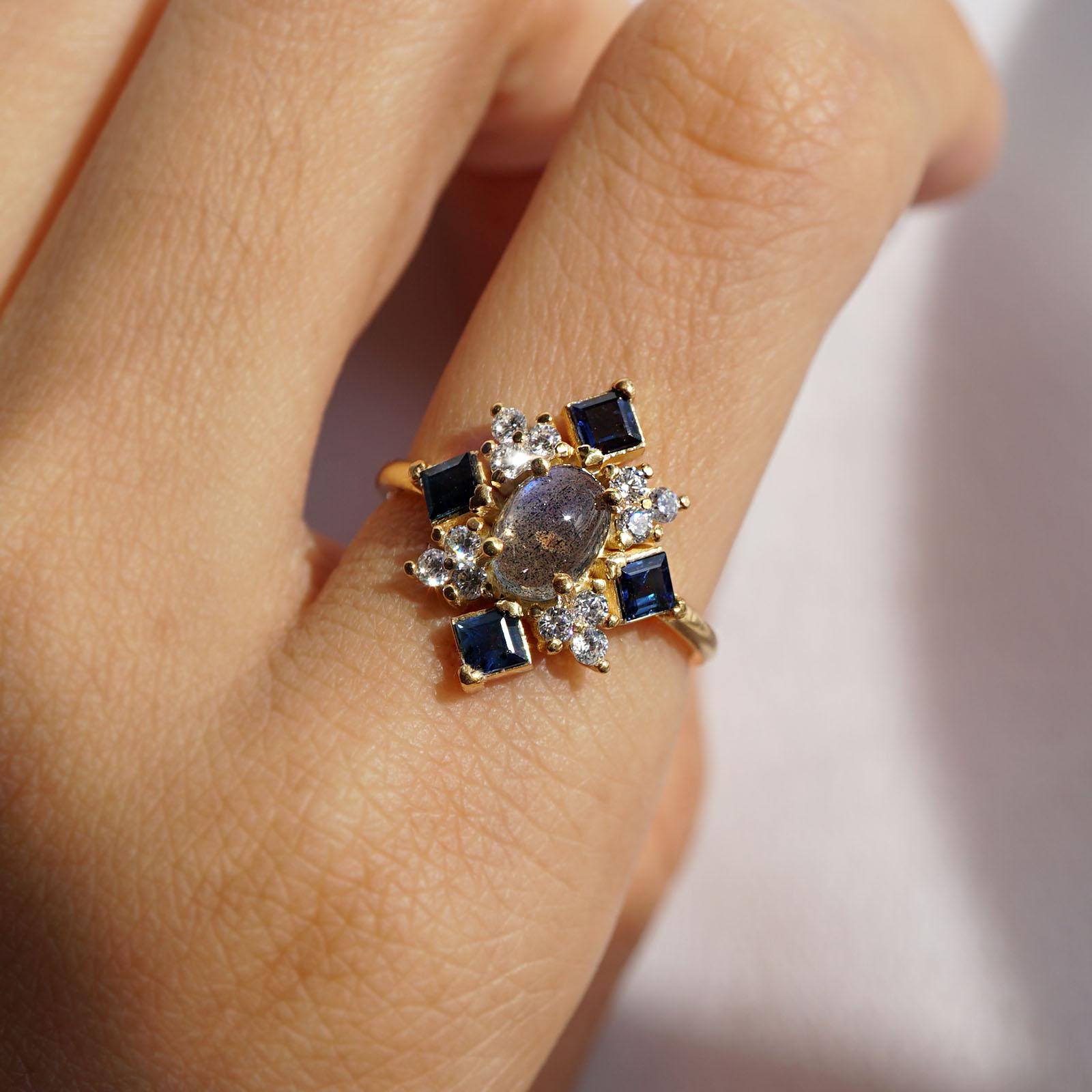 Princess Cut 14 Karat Sapphire Oval Labradorite Diamond Ring, Yellow Gold For Sale