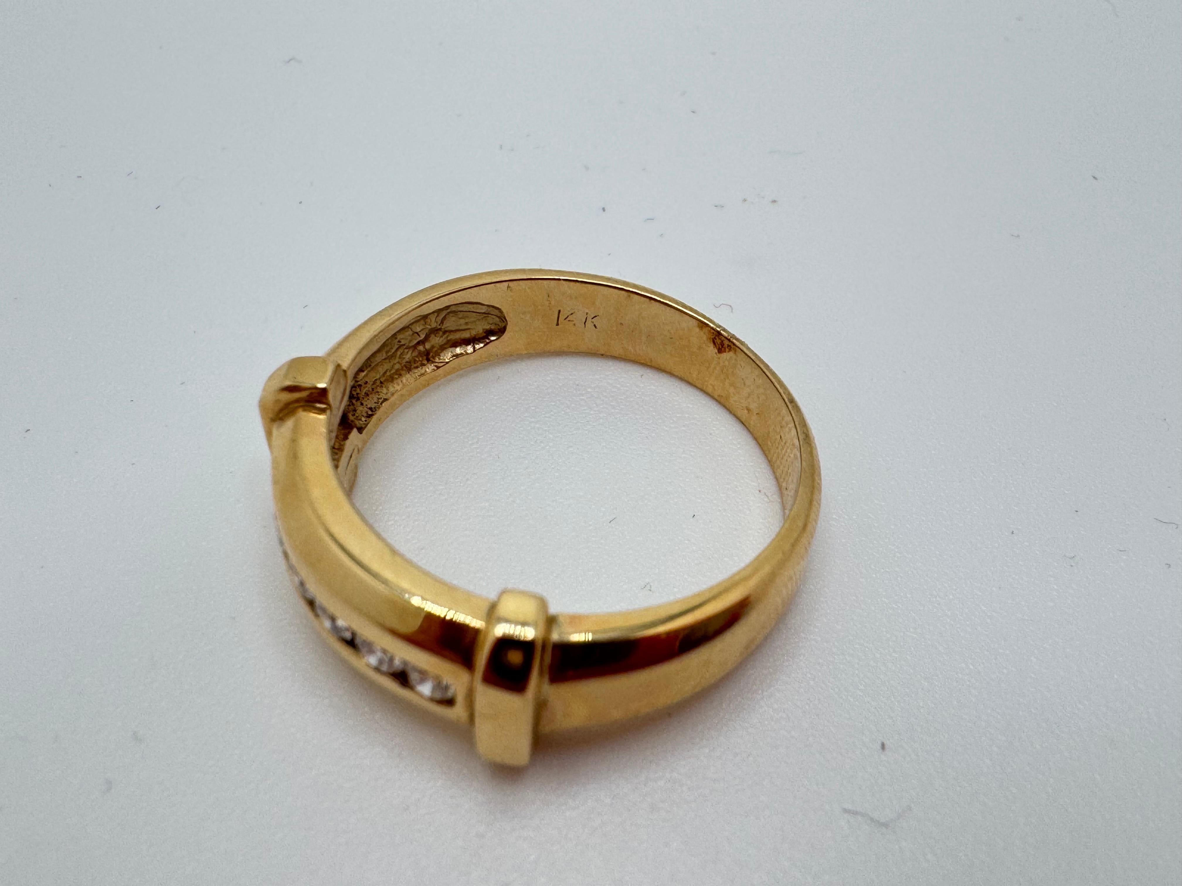 Anillo de seis diamantes de 14 quilates en venta 2
