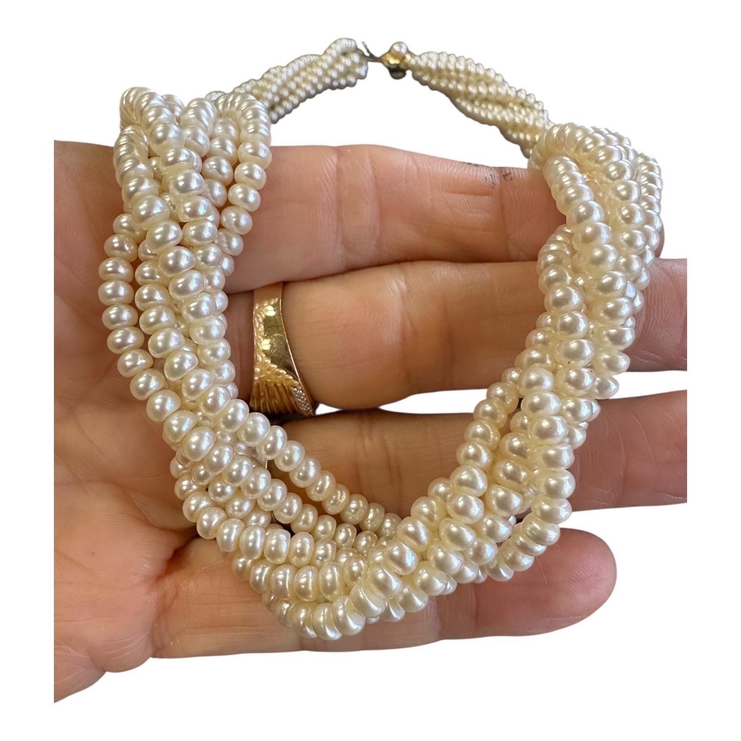 Collier de perles d'eau douce 14 carats à six brins (20 pouces) Unisexe en vente