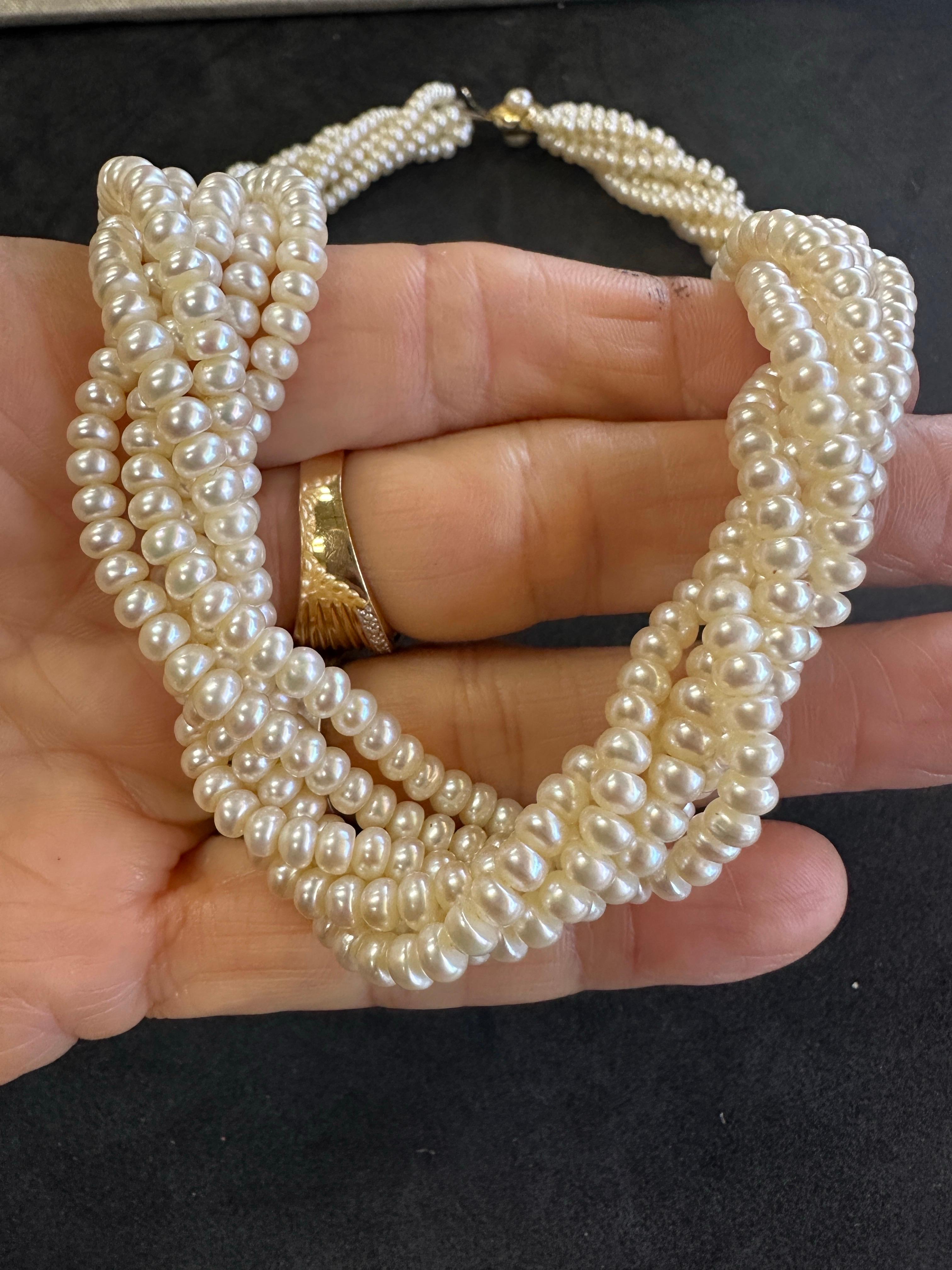 Collier de perles d'eau douce 14 carats à six brins (20 pouces) en vente 2