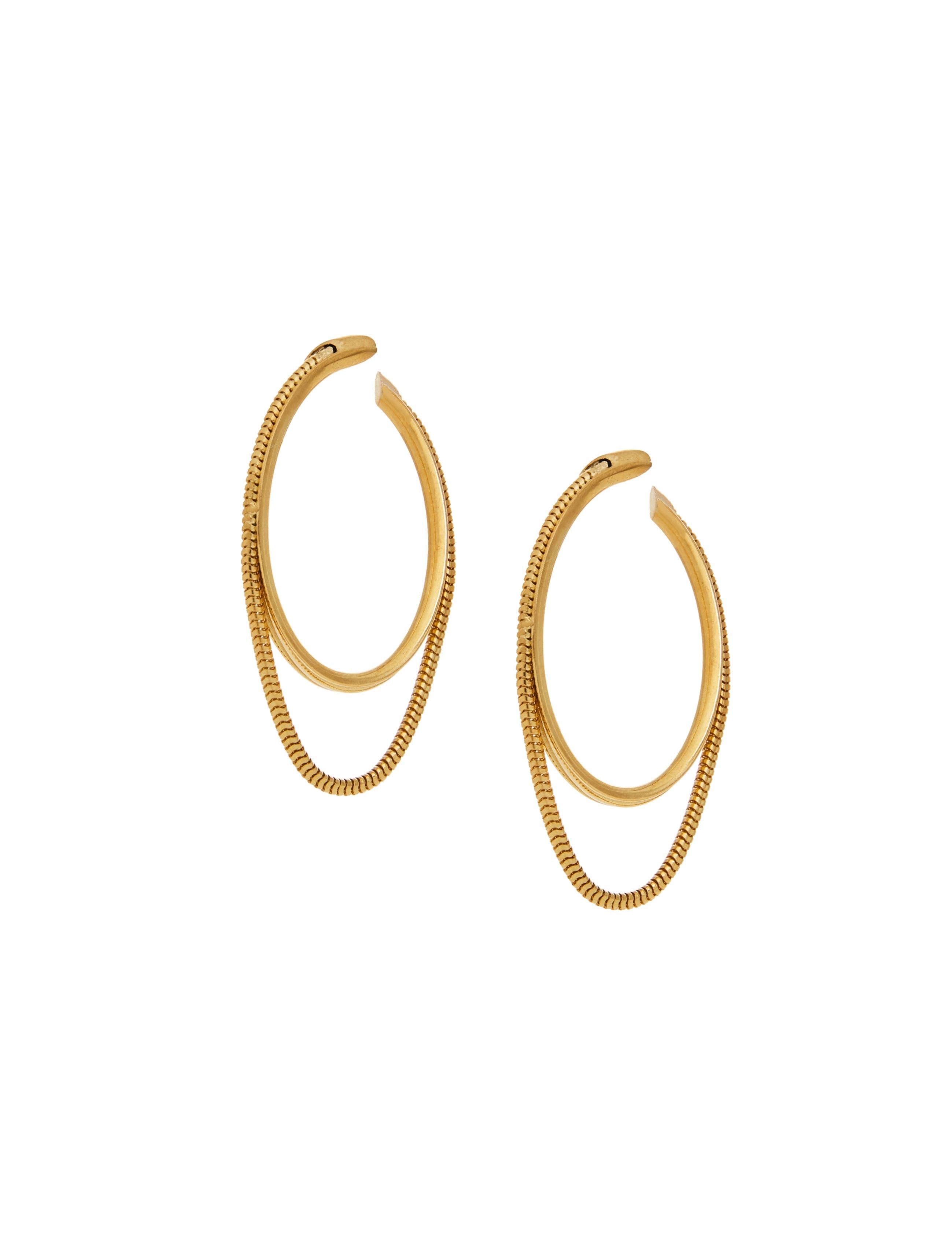 Twinkler Hoops Oval   
EXCLUSIVELY SOLD ON 1STDIBS

The twinkler oval hoops are a combination of a classic and eternal design with a touch of snake chain. This  version is the ideal shape to make a statement and their lightweight design makes them