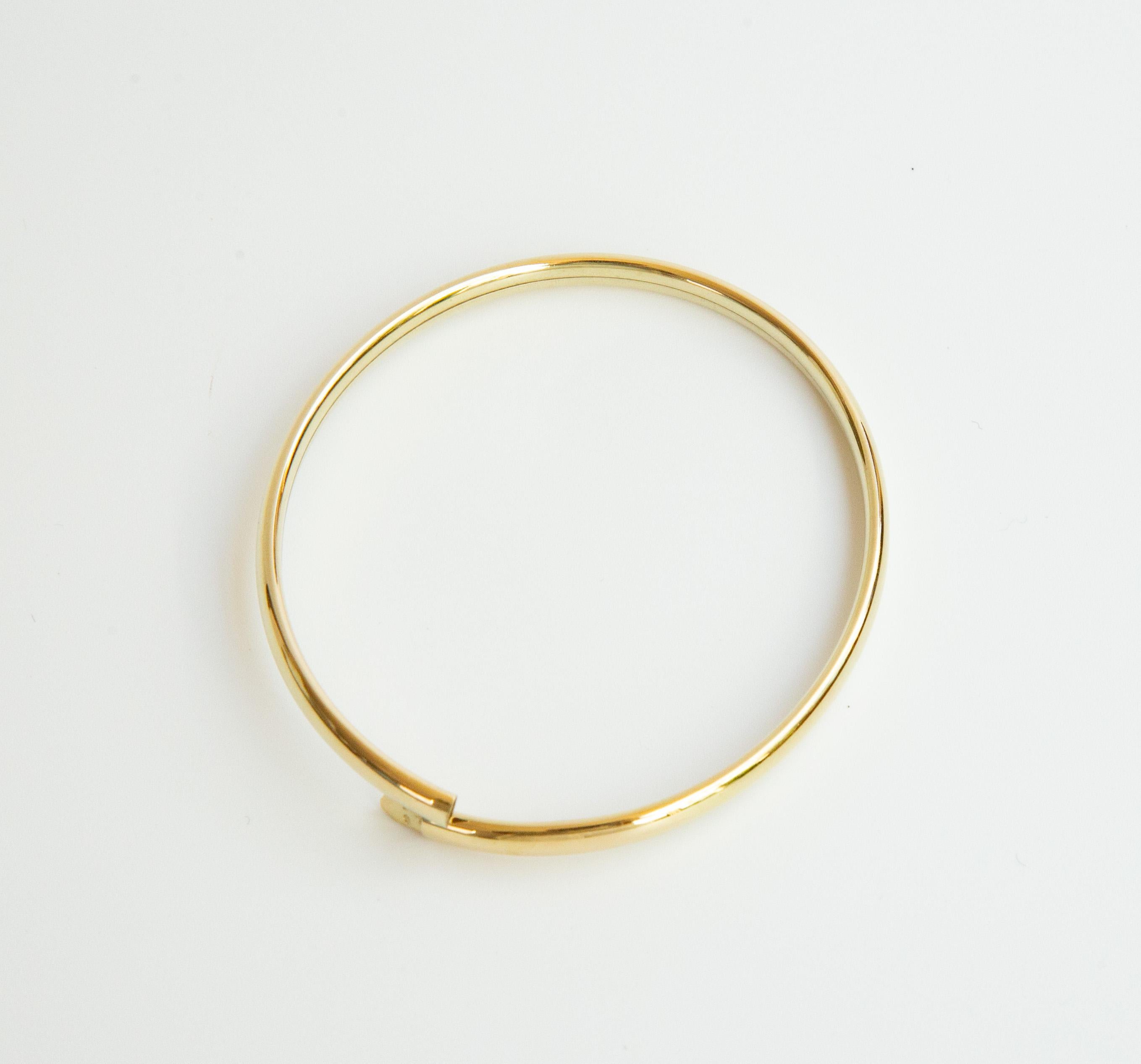 Bracelet rigide en or jaune massif 14 carats avec fermoir en boîte en vente 1