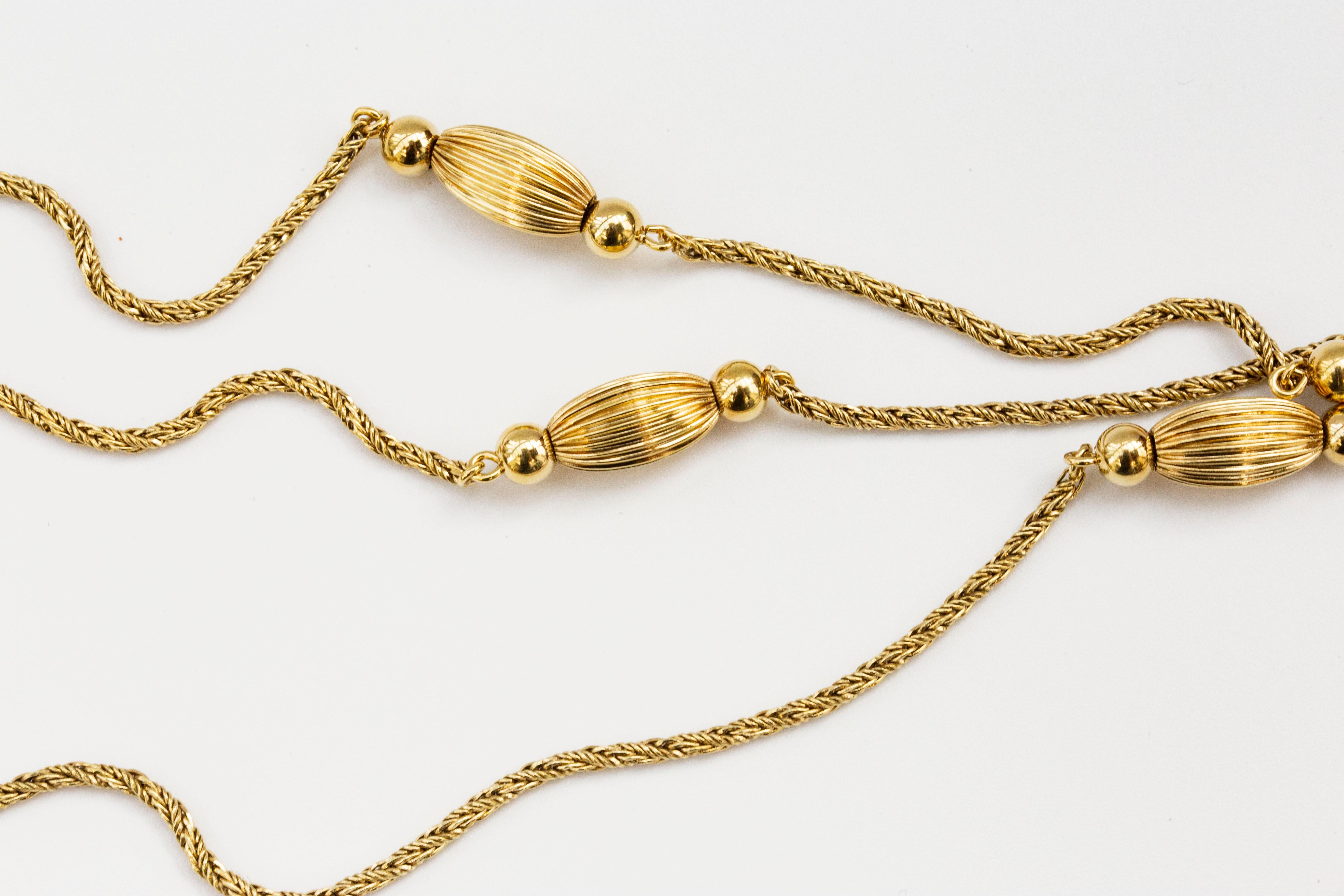 14 Karat Solid Yellow Gold Necklace with Balls and  Ribbed Spheres For Sale 2