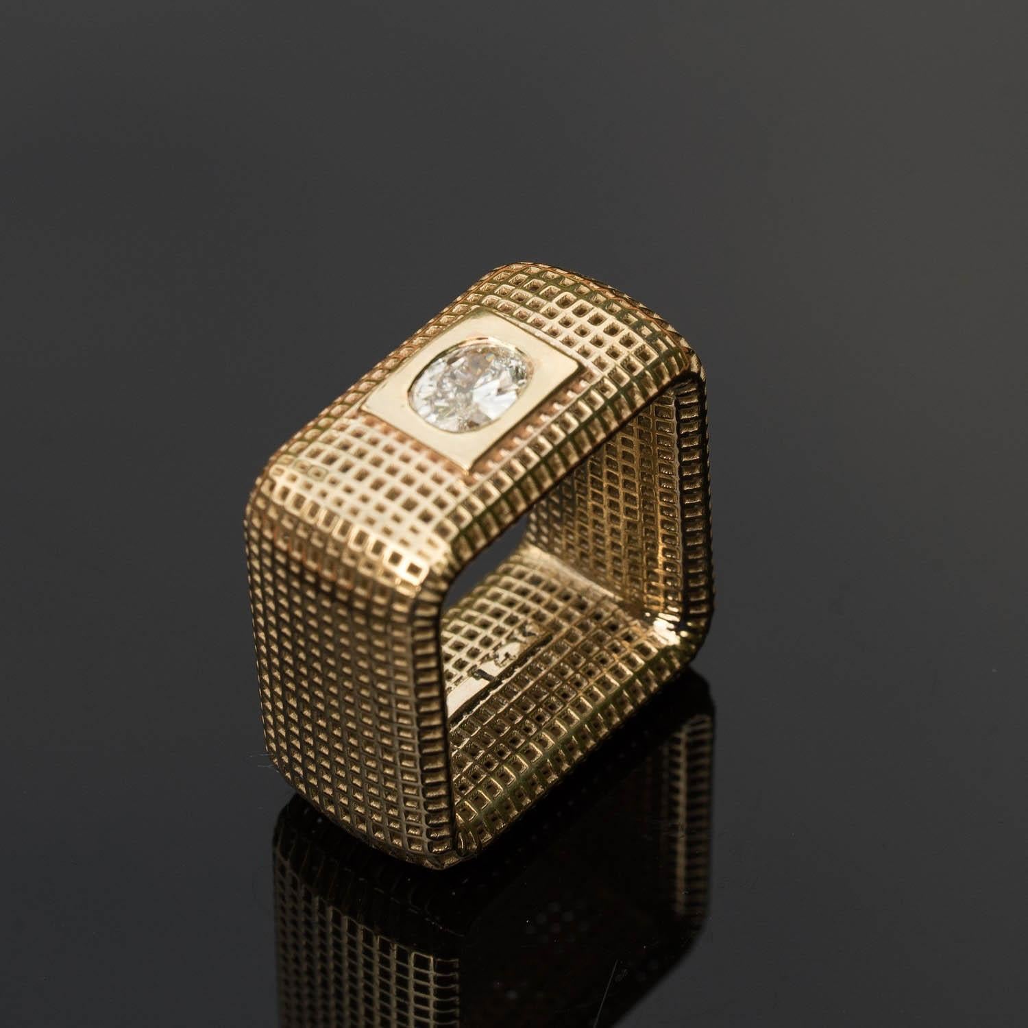 14 Karat Square Gold Unique Cocktail Statement Ring In New Condition For Sale In Herzeliya, IL