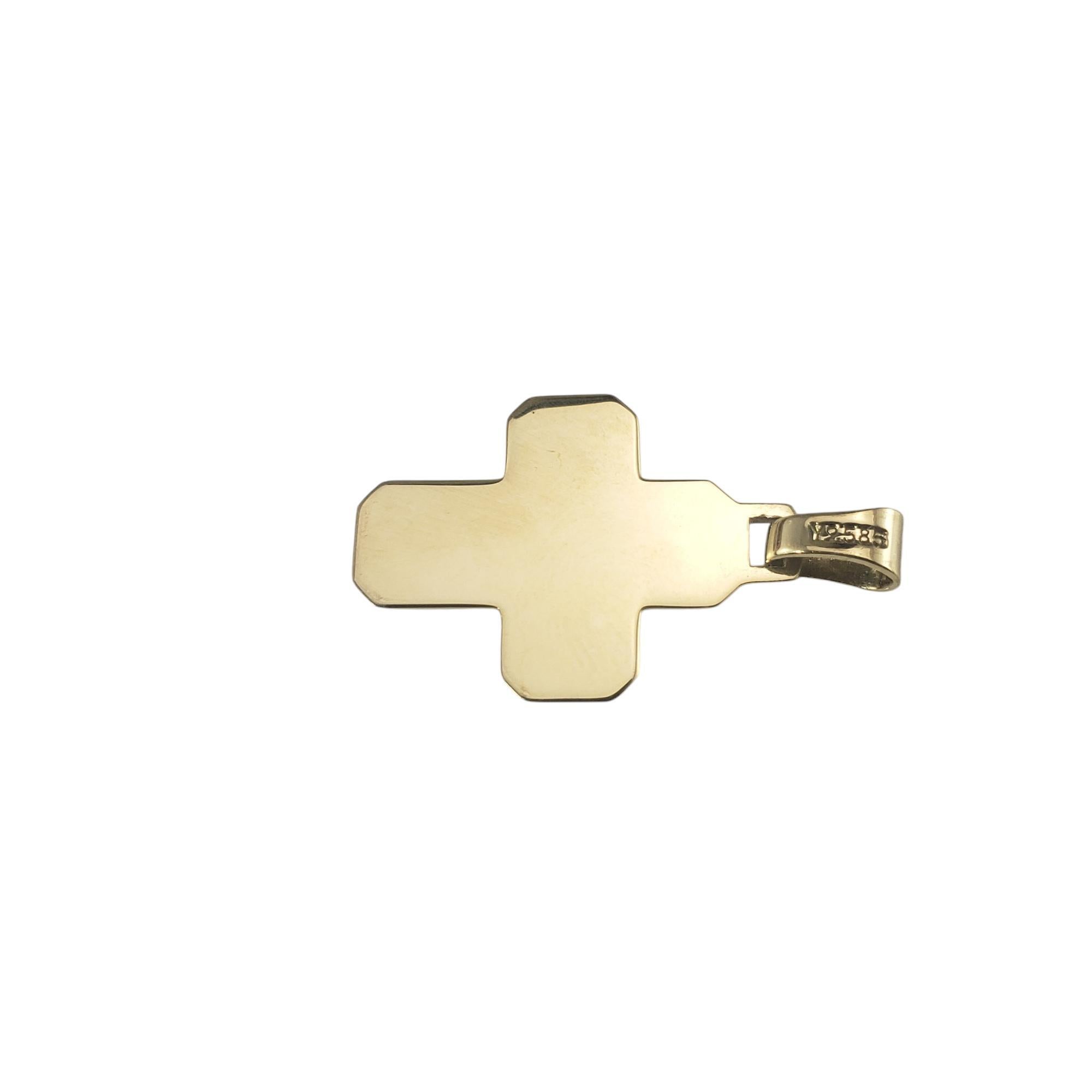 Pendentif croix tricolore en or 14 carats n° 19662 Pour femmes en vente