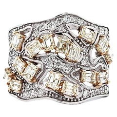 14 Karat Two-Tone Gold 1.65 Carat Fancy-cut Natural Diamond Cocktail Ring Size 7
