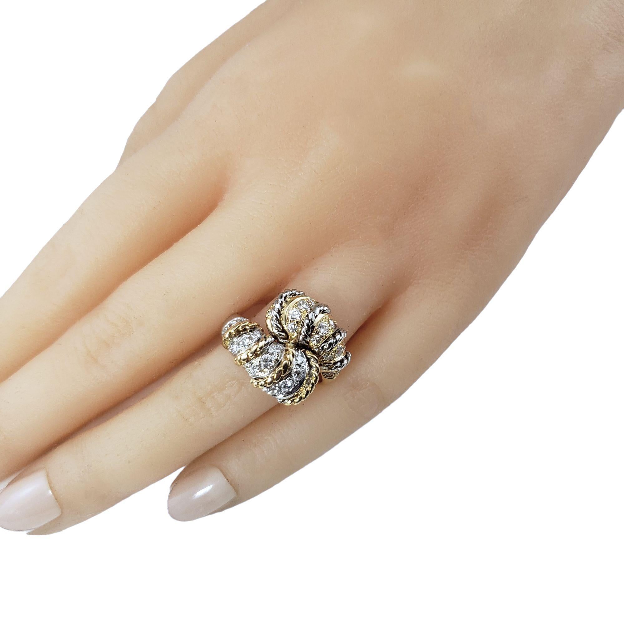 14 Karat Two-Tone Gold and Diamond Crossover Ring Size 7 #17755 For Sale 2