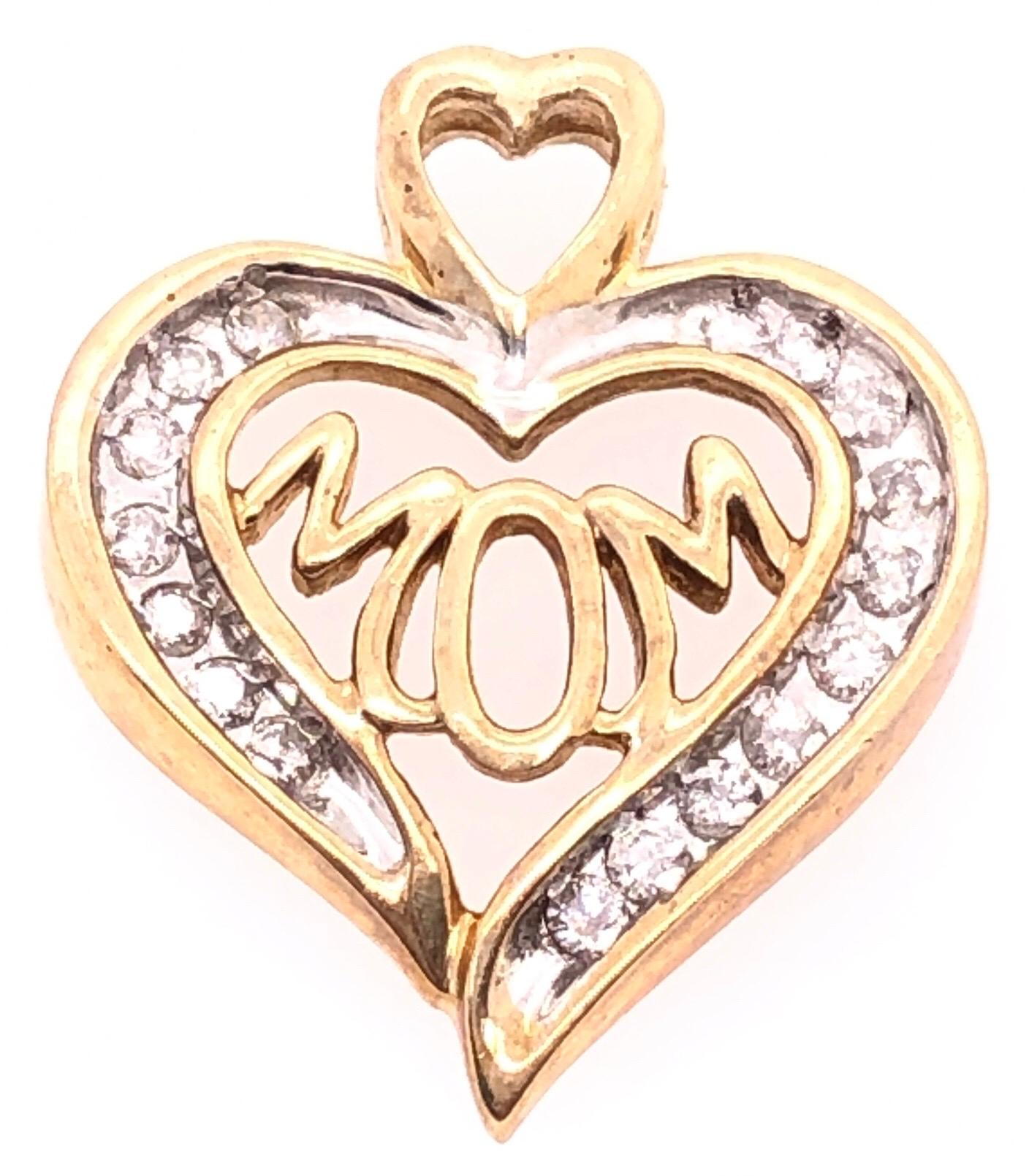14 Karat Two-Tone Gold and Diamond Heart Charm Pendant with MOM Center In Good Condition For Sale In Stamford, CT