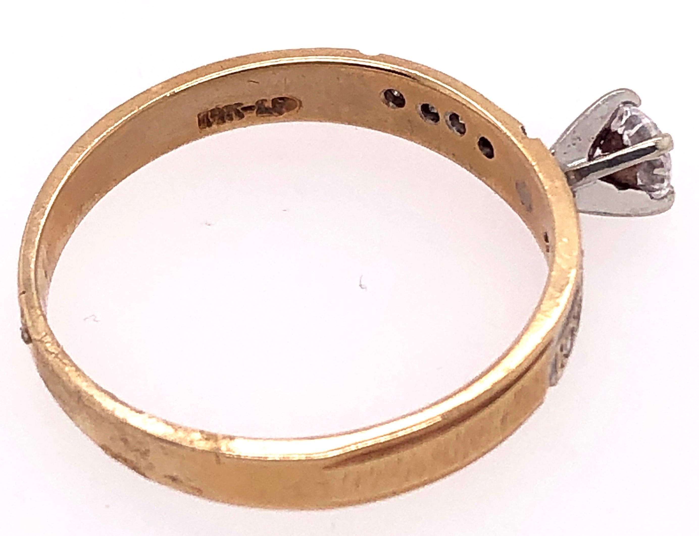 14 Karat Two-Tone Gold Engagement Ring 0.58 TDW For Sale 2