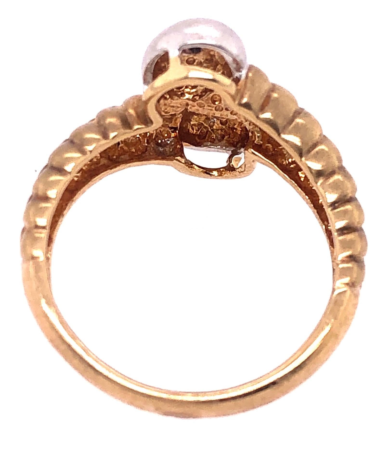 14 Karat Two-Tone Gold Matte Finish Fashion Ring For Sale 3