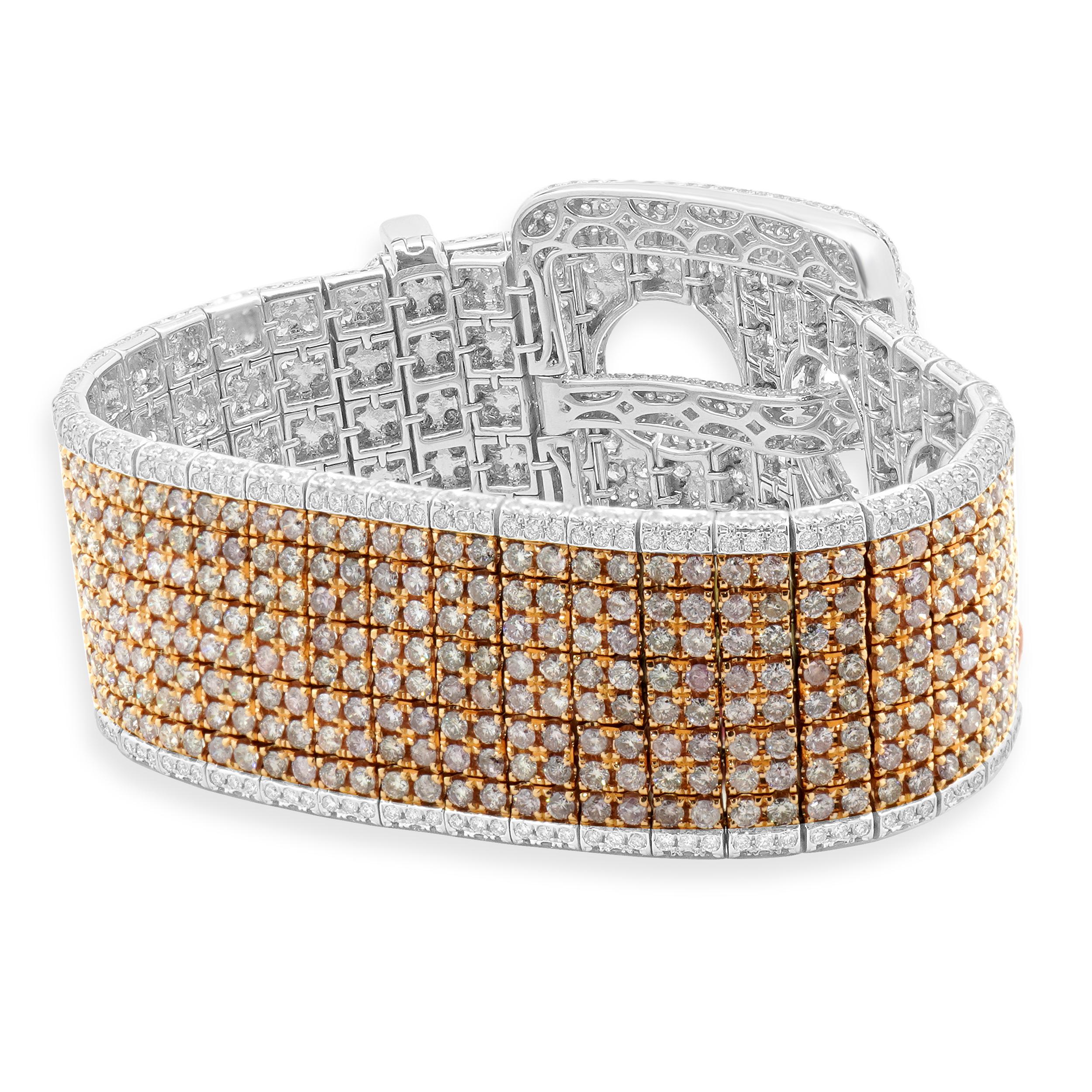 Pulsera de hebilla de cinturón de 14 quilates con dos tonos de diamantes rosas y blancos Corte brillante en venta