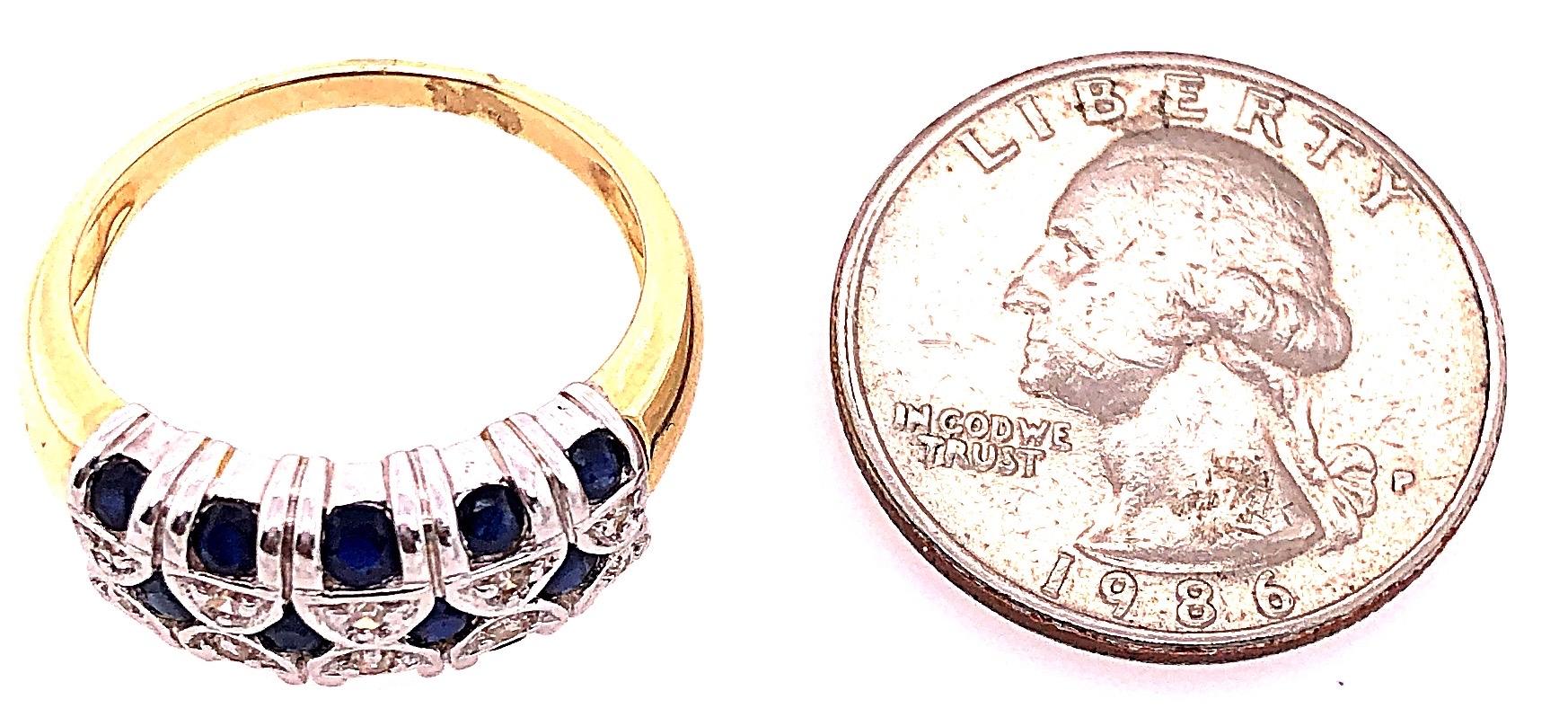 14 Karat zweifarbiges Gelb- und Gold Saphir- und Diamantband / Ring im Angebot 3