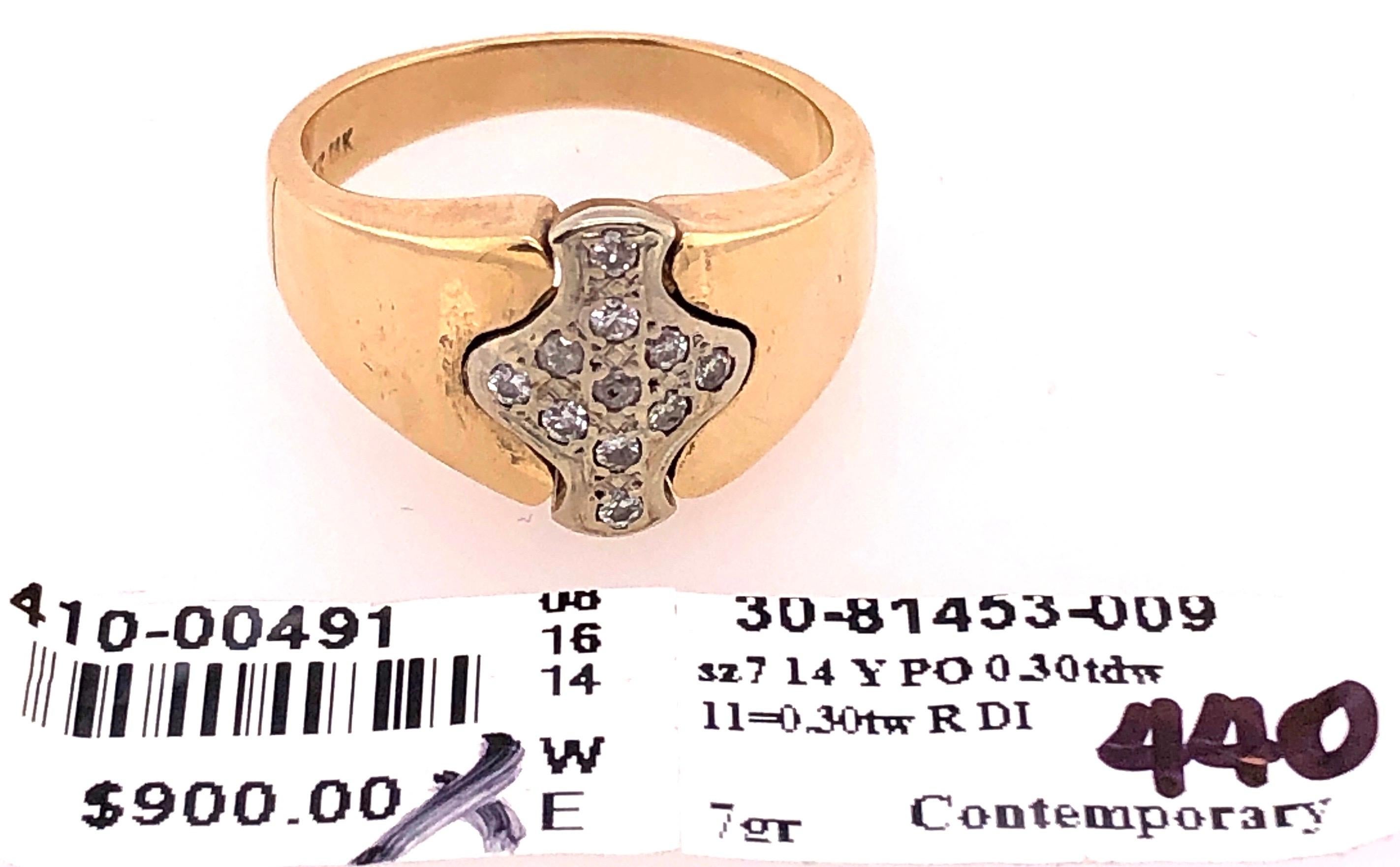 14 Karat Two-Tone Yellow and White Gold Ring with Diamond Cluster 0.30 TDW For Sale 3