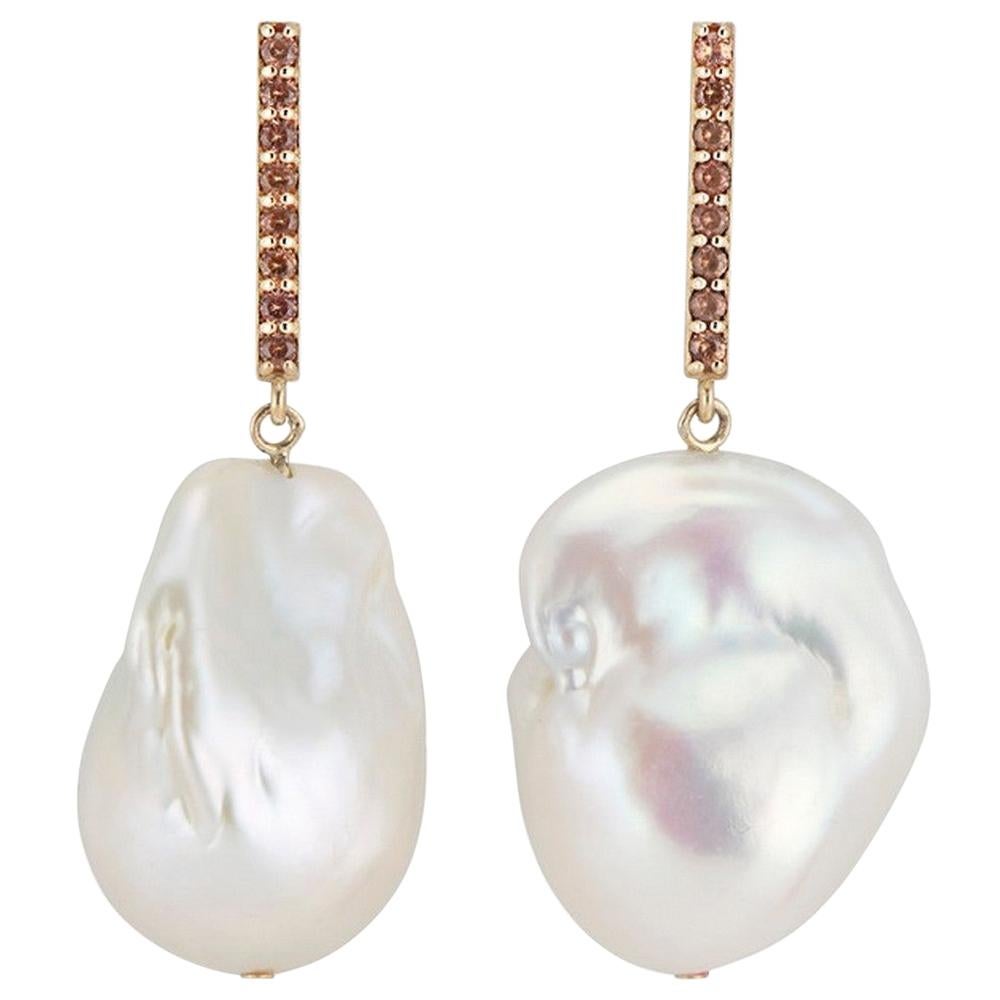 14 Karat Vertical Yellow Gold Bar Sapphire and Baroque Pearl Drop Earrings For Sale