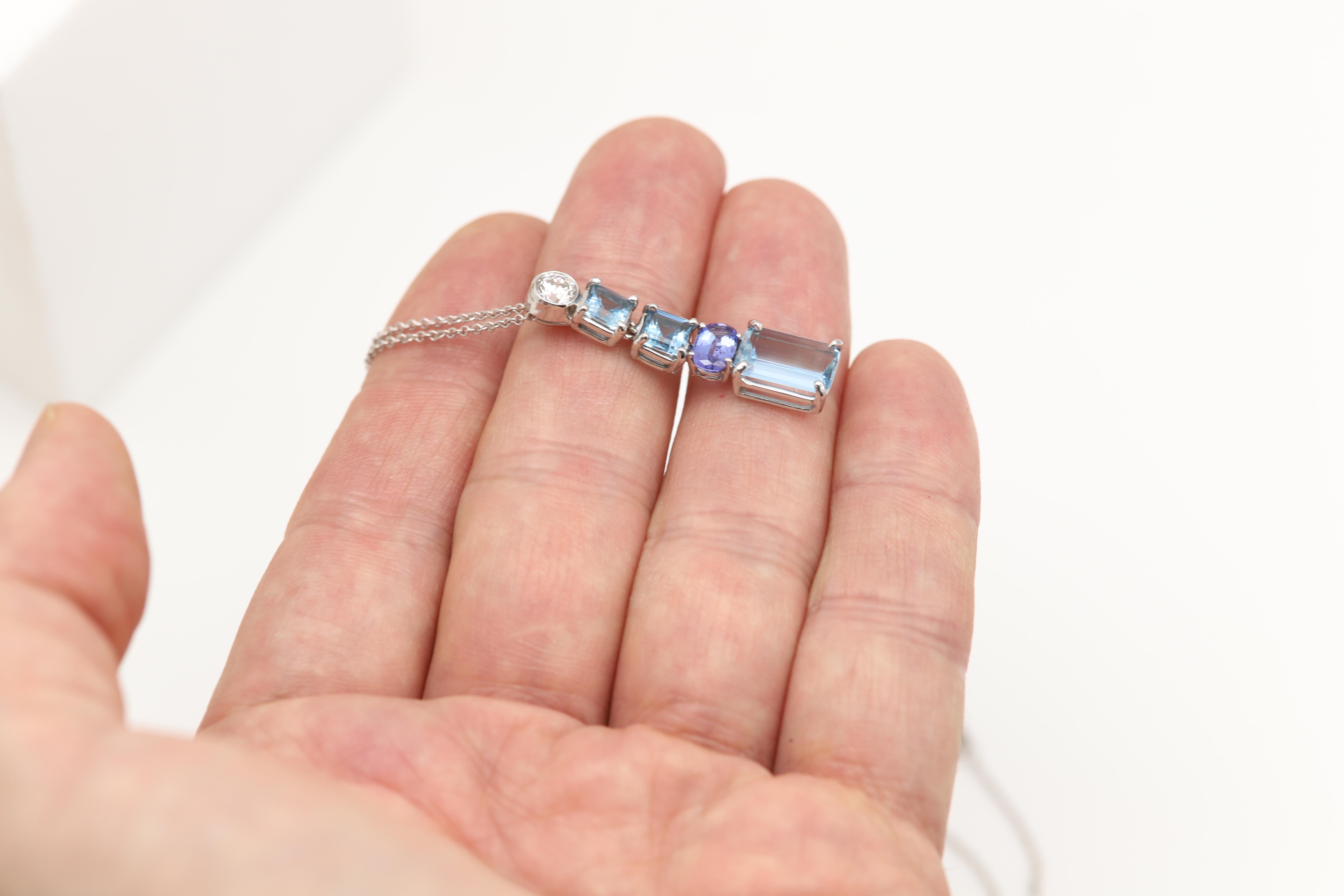 14 Karat Vintage Aquamarin Anhänger 14k White Gold Dangle Natural Aquamarin im Zustand „Neu“ im Angebot in Brooklyn, NY