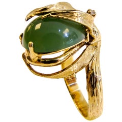 14 Karat Vintage Jade and Diamond Ladies Ring