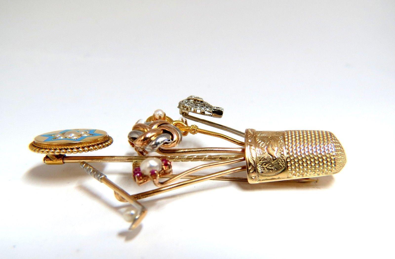 Women's or Men's 14 Karat Vintage Seamstress Thimble Collection Pin For Sale