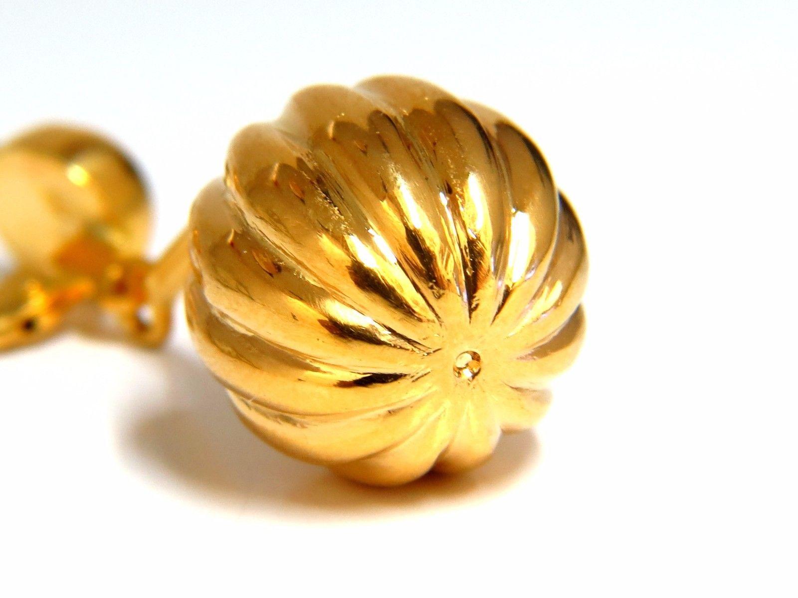 Orecchini pendenti a forma di anguria in 18 carati in vendita 3